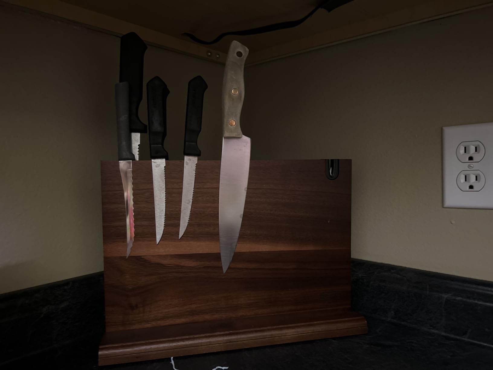 HOSHANHO Magnetic Knife Block 14 x 10