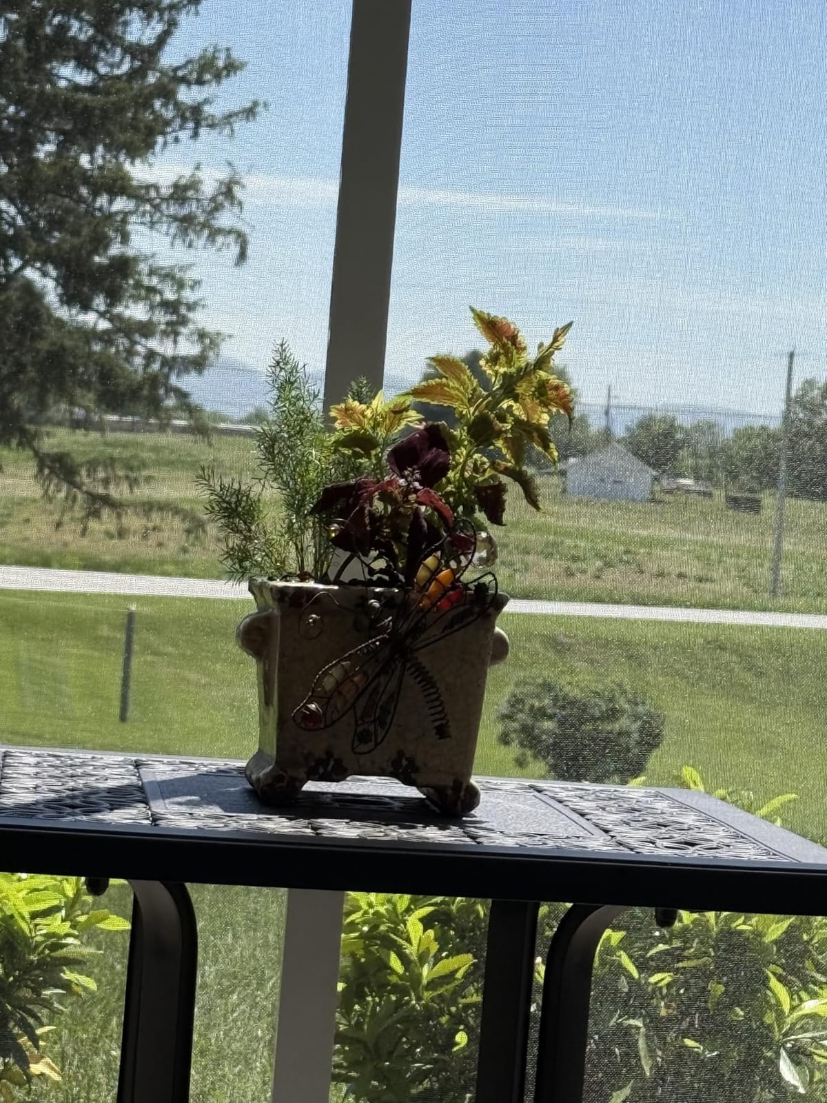 PHI VILLA Round Patio Dining Table 54
