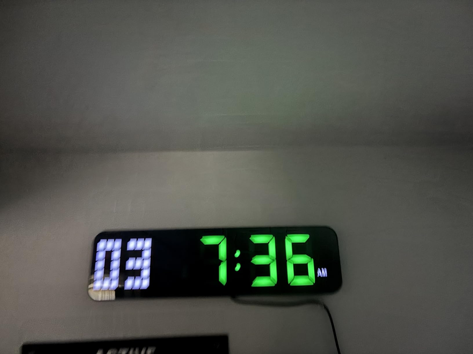 LUCORB Gym Timer - Large Digital Gym Clock Wall with Interval Time Progress Bar, Countdown/Up Stopwatch, Remote Control for Home Gym Garage Boxing Crossfit customer photo 2