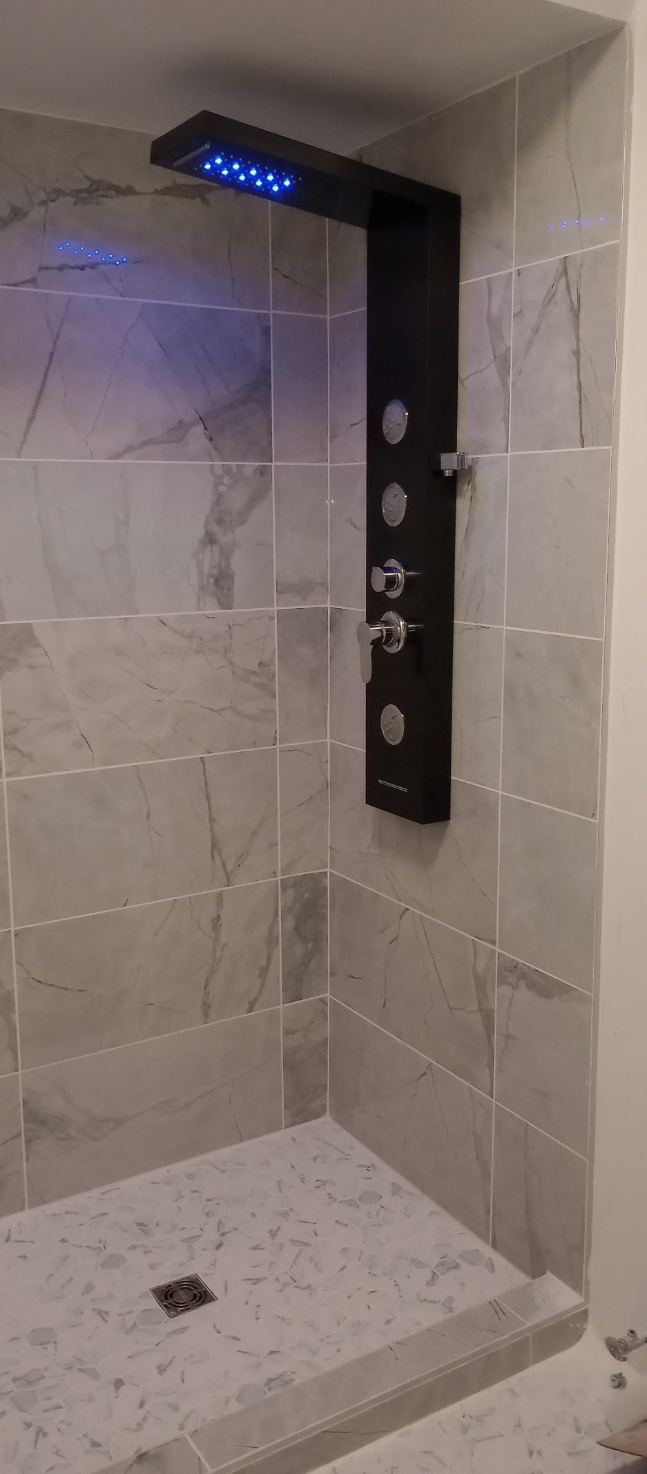 ROVATE 6 in 1 LED Rainfall Waterfall Shower Panel Tower System, Black customer photo 2