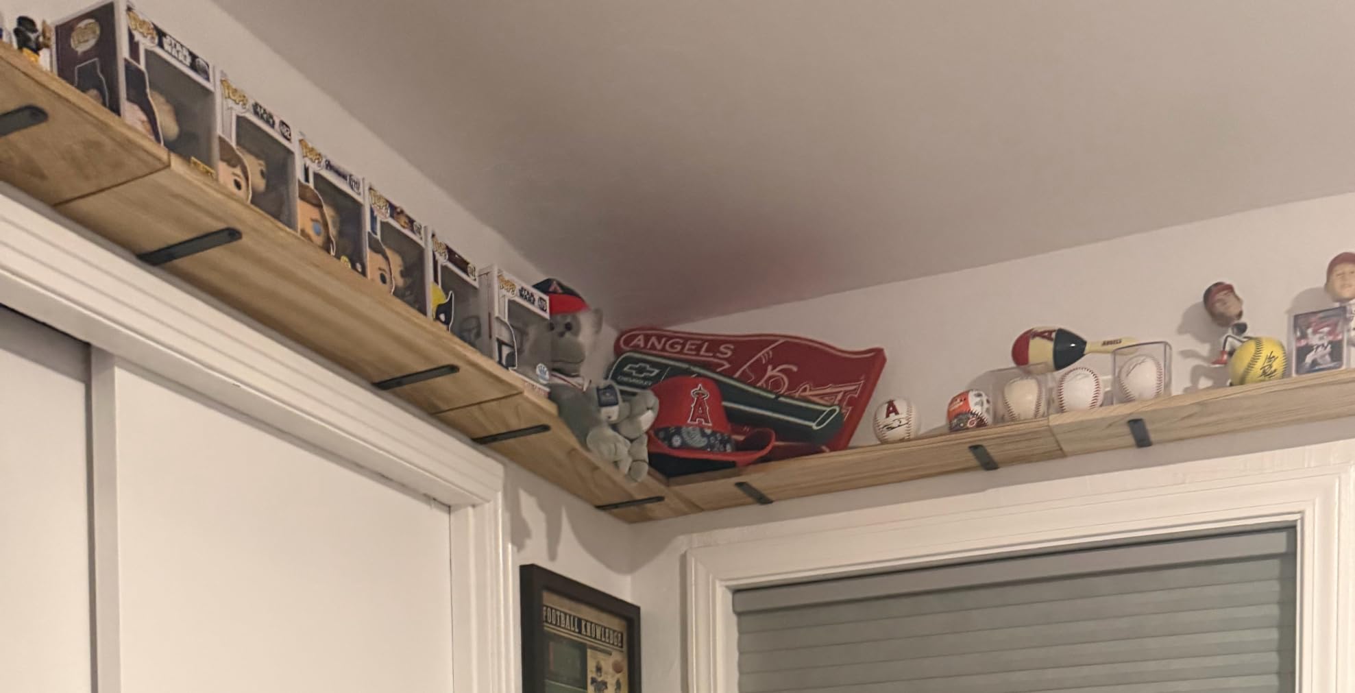 WOPITUES Floating Shelves Set of 6 for Wall Decor & Storage, Rustic Brown customer photo 2