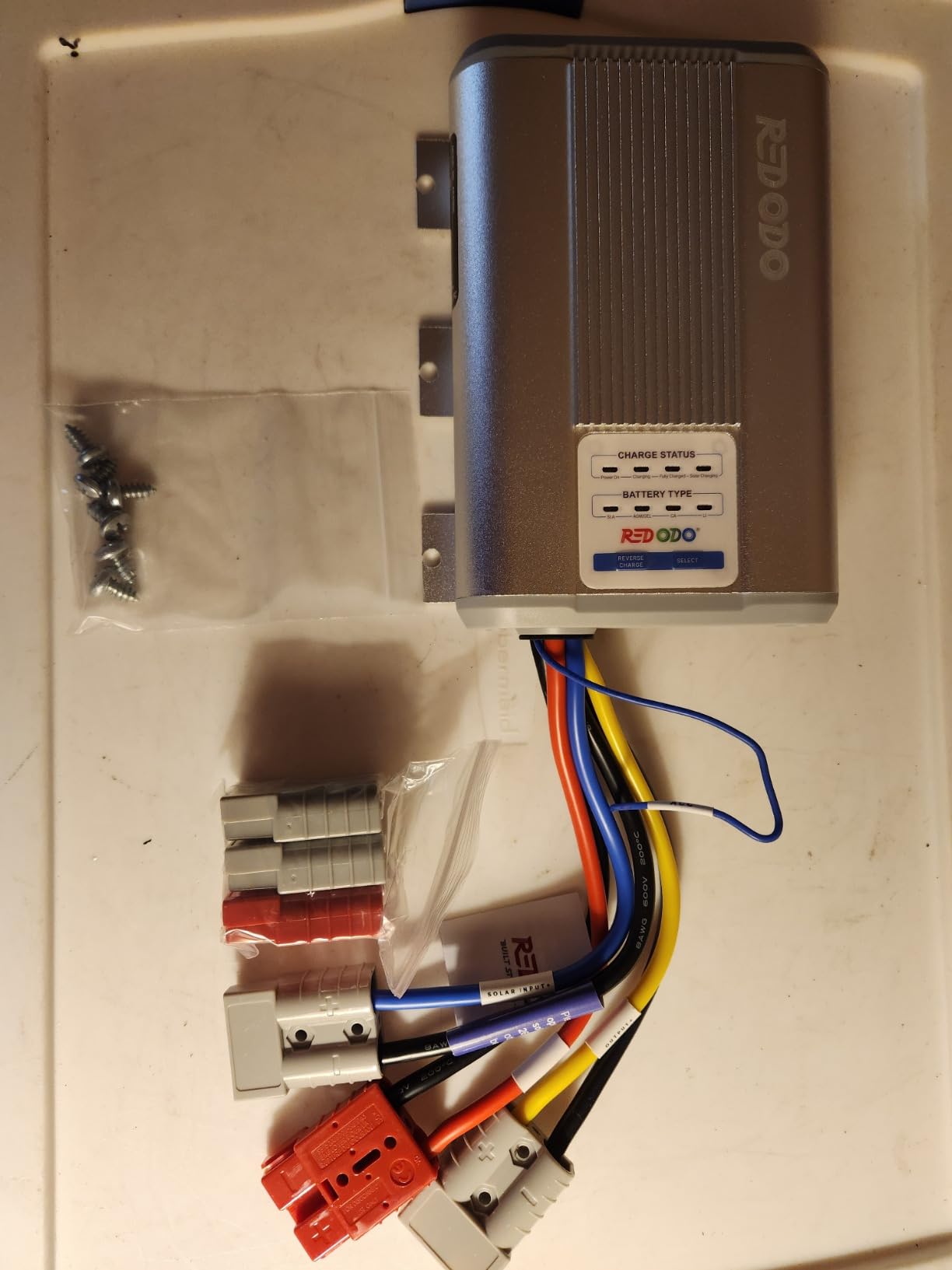 Redodo 12V 40A DC-DC Lithium Battery Charger with MPPT, 14.6V Output | Dual Input Battery Charger with LED Indicators & Anderson Connector, On-Board Charger for RV, Camper, Van, Vehicle customer photo 2