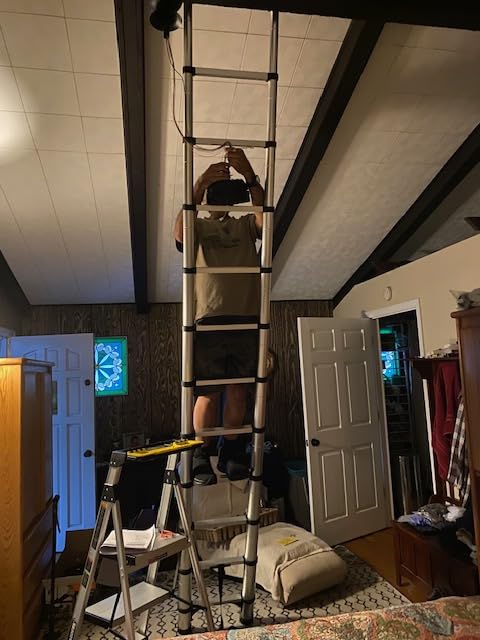 BOCOM 14.5 FT Aluminum Telescoping Ladder, Lightweight Multi-Purpose Collapsible Extension with 2 Triangle Stabilizers, Heavy Duty 330 lbs Max Capacity, Ideal for Home, RV, and Outdoor Work Black customer photo 2