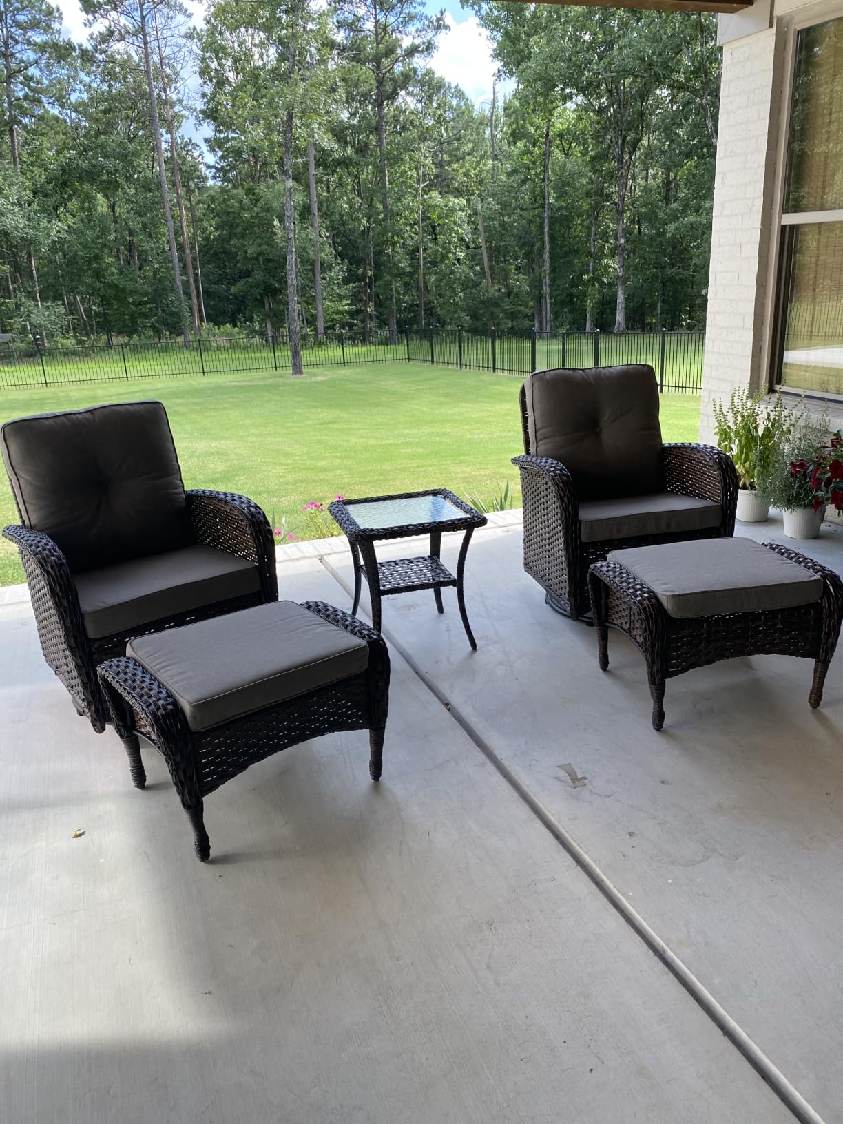 Belord Patio Wicker Chairs Swivel Rocker - Outdoor Swivel Rocking Chairs Set of 2 with Rattan Side Table, Patio Swivel Glider Chair 3 Piece Patio Furniture Sets for Deck Porch Pool Brown/Blue customer photo 2