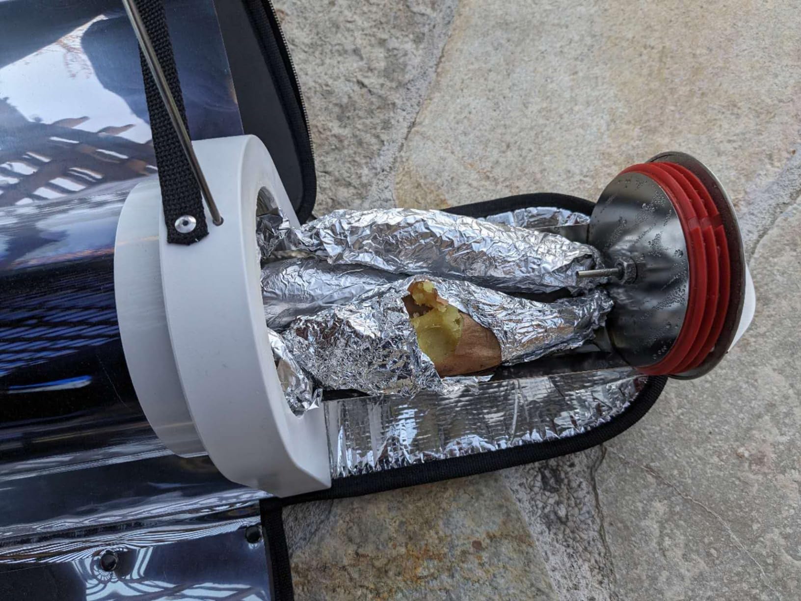 Solar Stove Portable Stove Solar Oven - Solar Cooker for Outdoor Cooking with 4.5L Large Capacity with Thermometer, and Easy-to-Use Design for Camping Hiking and Family Party customer photo 1