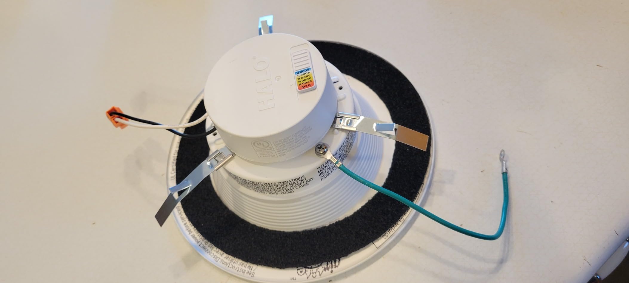 HALO RL 5/6 inch LED recessed Can Light Trim, 5CCT, dimmable, 600 lm customer photo 2