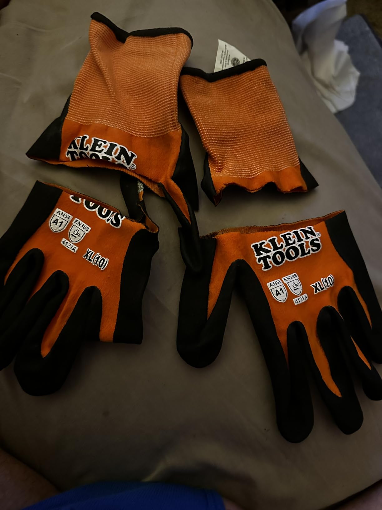 KLEIN TOOLS 60582 Work Gloves, Knit Dipped Cut Resistant ANSI A1 Nitrile Coated Gloves, Nylon-Spandex, Touchscreen Capable, X-Large, 2-Pair customer photo 1