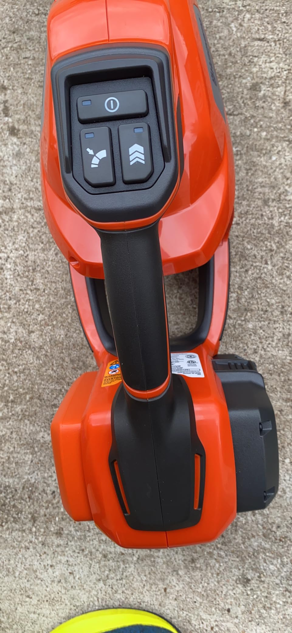 Husqvarna Leaf Blaster 350iB Leaf Blower Cordless, with Battery and Charger customer photo 1