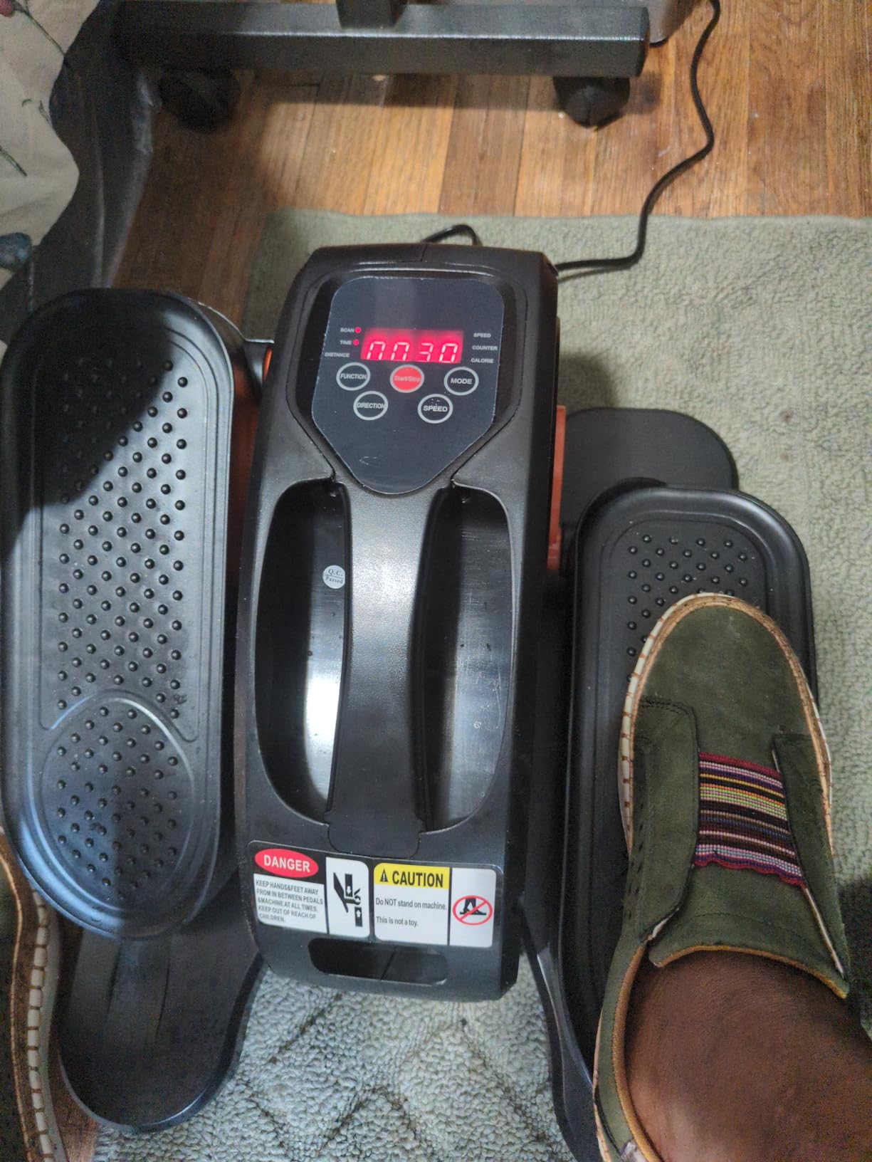 GUGTTR Under Desk Elliptical Machine, Electric Leg Exerciser for Seniors | Fully Assembled, Quiet Portable Electric Seated Pedal Exerciser with Remote Control & 12 Adjustable Speeds for Home Office customer photo 2