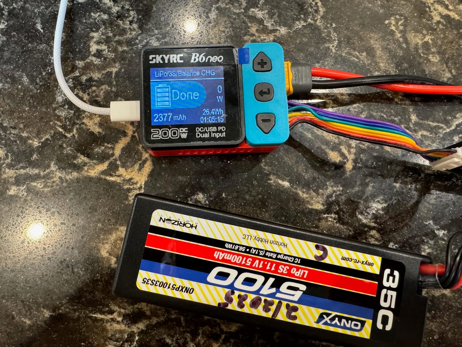 SKYRC B6Neo: Balance Lipo Battery Charger for 1S-6S Lipo/Li-Ion/LiHV, 1-15S NiMH/NiCd - DC 200W, PD 80W, Smart Battery Charger, Discharger and Storage (Blue-Red) customer photo 2