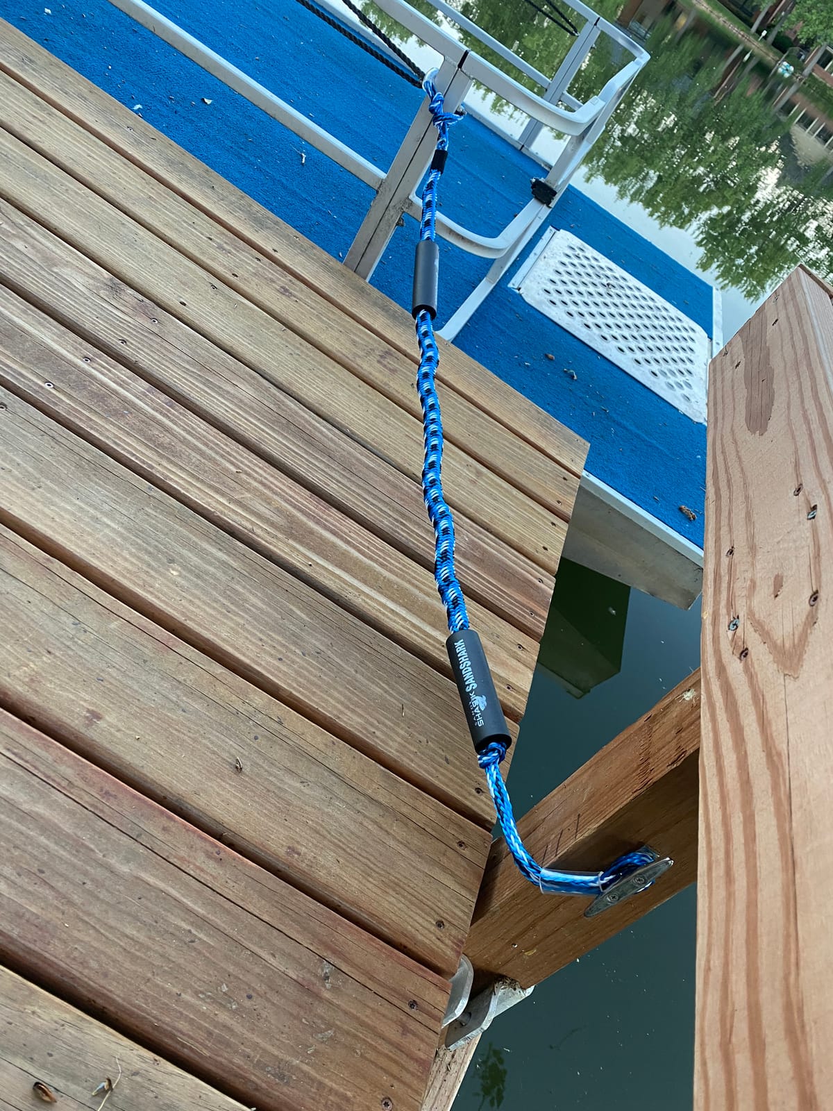 SandShark Anchor Premium Bungee Dock Lines for Boats, 2-Pack - Anchor Rope Boat Accessories Marine, Boat Anchor - Stretches 4-5.5 ft, Absorbs Shock, Reduces Pull - Ties to Dock, Cleats, Docks, Pylons customer photo 2