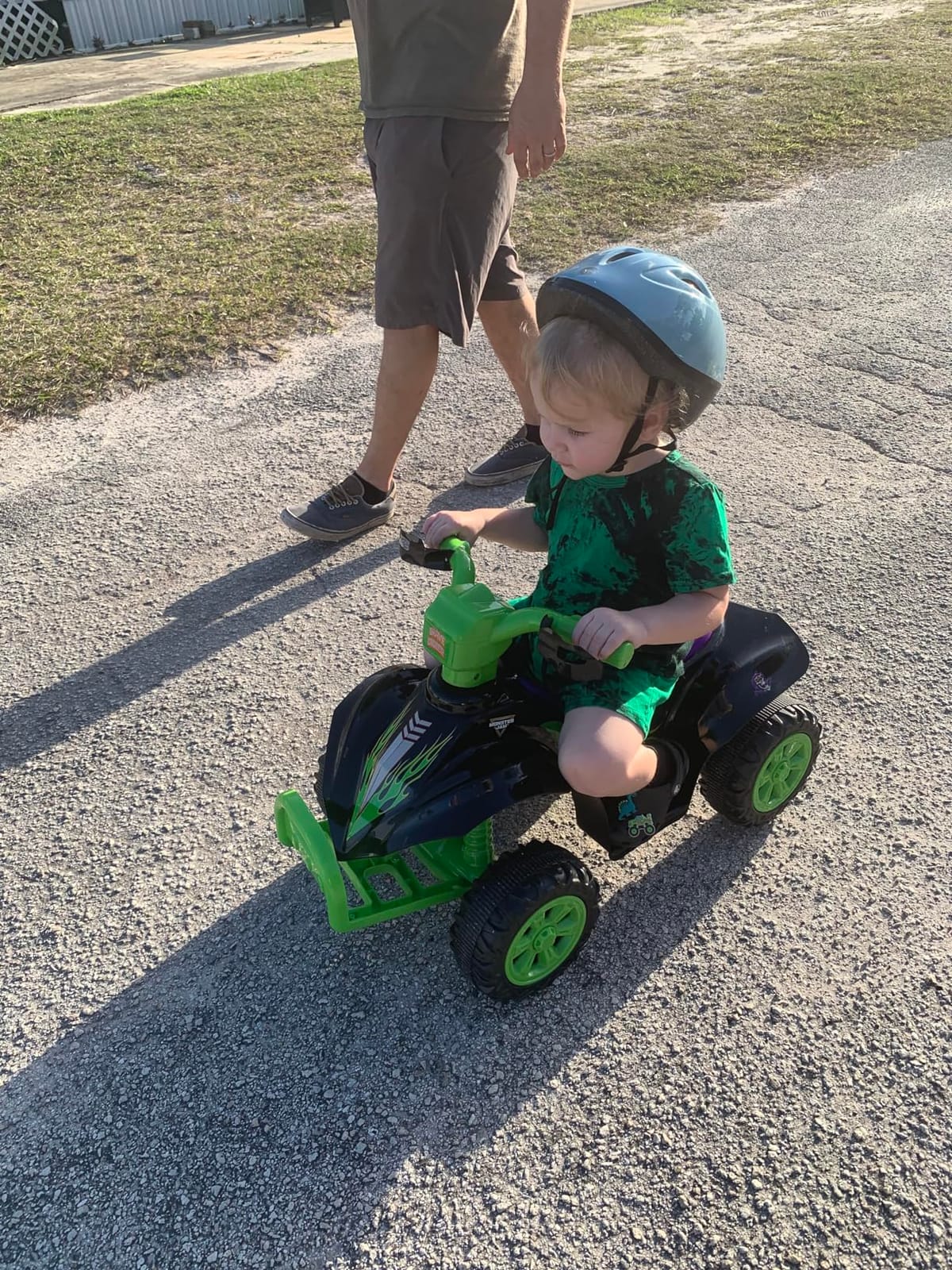 Bluey - 6V Kids Ride-On ATV with Rechargeable Battery and Reverse Drive customer photo 2