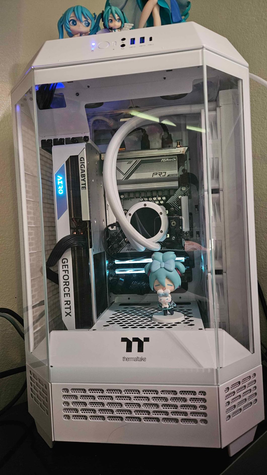 Thermaltake TH420 V2 Ultra ARGB Sync/AlO Liquid Cooler/ARGB Fan 140 * 3/PWM 500~1800rpm/Water Block 2.1