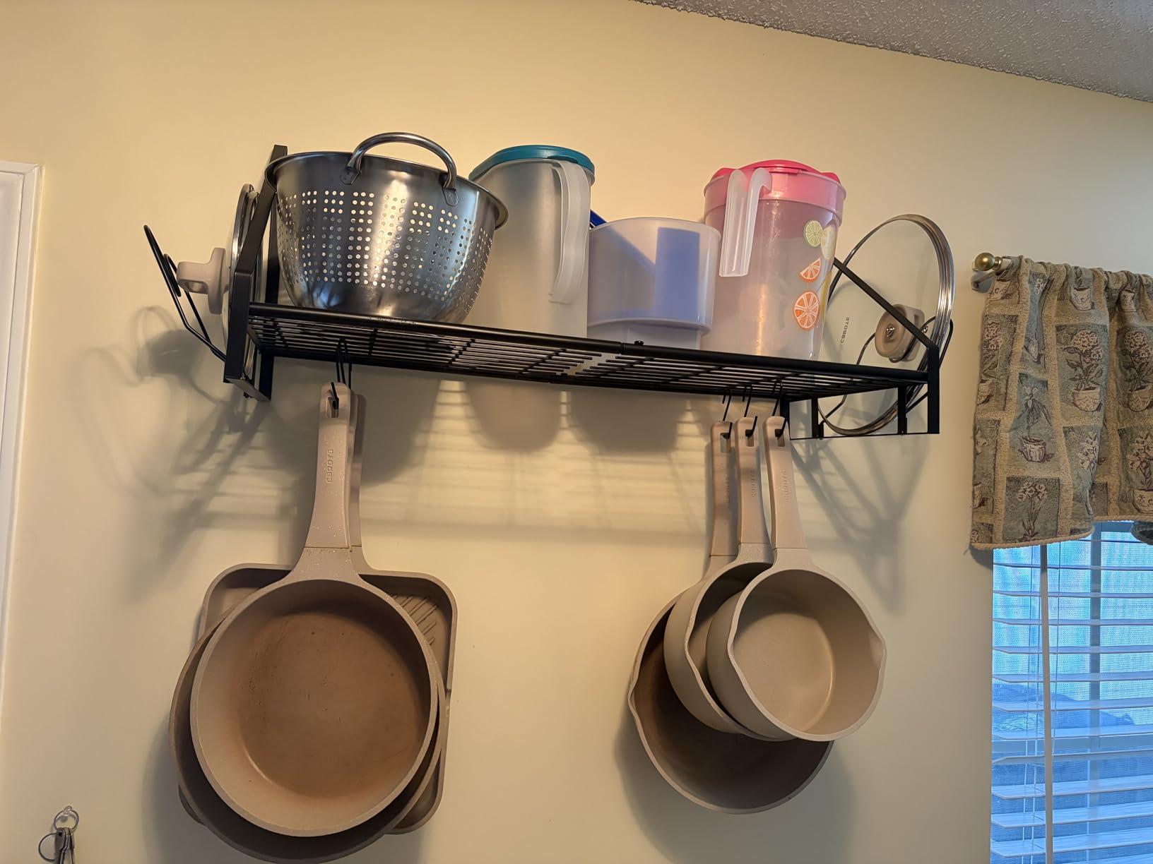 VyGrow 28 Inch Pot Rack Wall Mounted, 2 Tier Pots and Pans Organizer with 20 Hooks and 6 Pot Lid Holders, Heavy Duty Steel Pot and Pan Hanger for Kitchen Cookware Utensils Storage customer photo 1