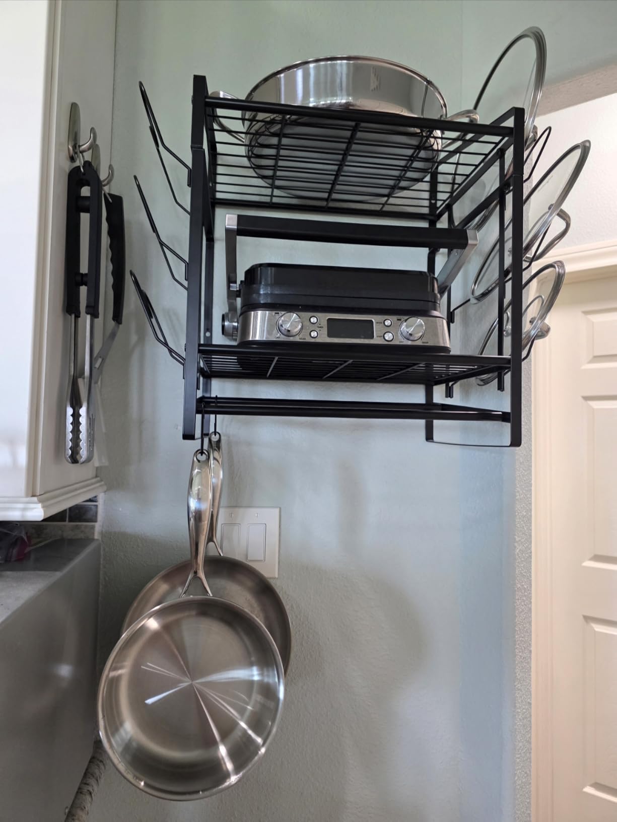 VyGrow 28 Inch Pot Rack Wall Mounted, 2 Tier Pots and Pans Organizer with 20 Hooks and 6 Pot Lid Holders, Heavy Duty Steel Pot and Pan Hanger for Kitchen Cookware Utensils Storage customer photo 2