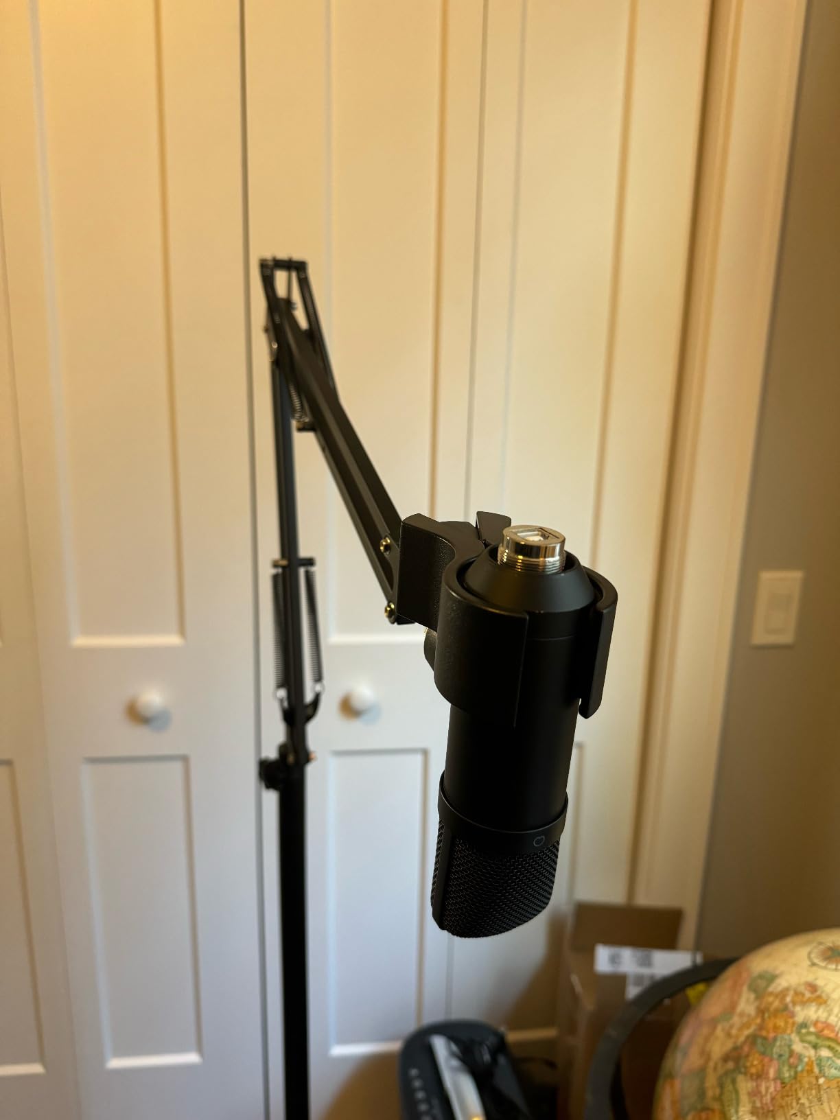 Mic Stand Floor Boom Arm with 6.6lbs Weighted Base for Blue Yeti, SM7B, MV7 customer photo 1