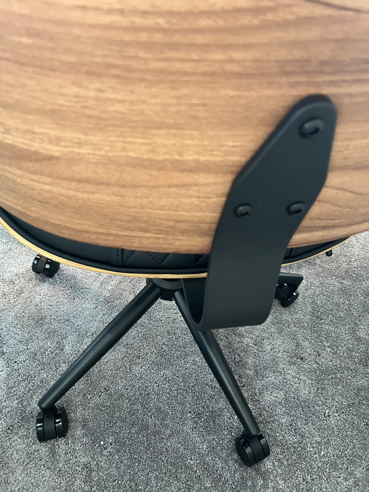 Home Office Chair No Arms with Wheels, Adjustable Height Small Desk Chair, PU Leather Mid Back 360 Swivel Computer Chair, Armless Modern Walnut Chair for Office, Reading Meeting Room(Beige) customer photo 2