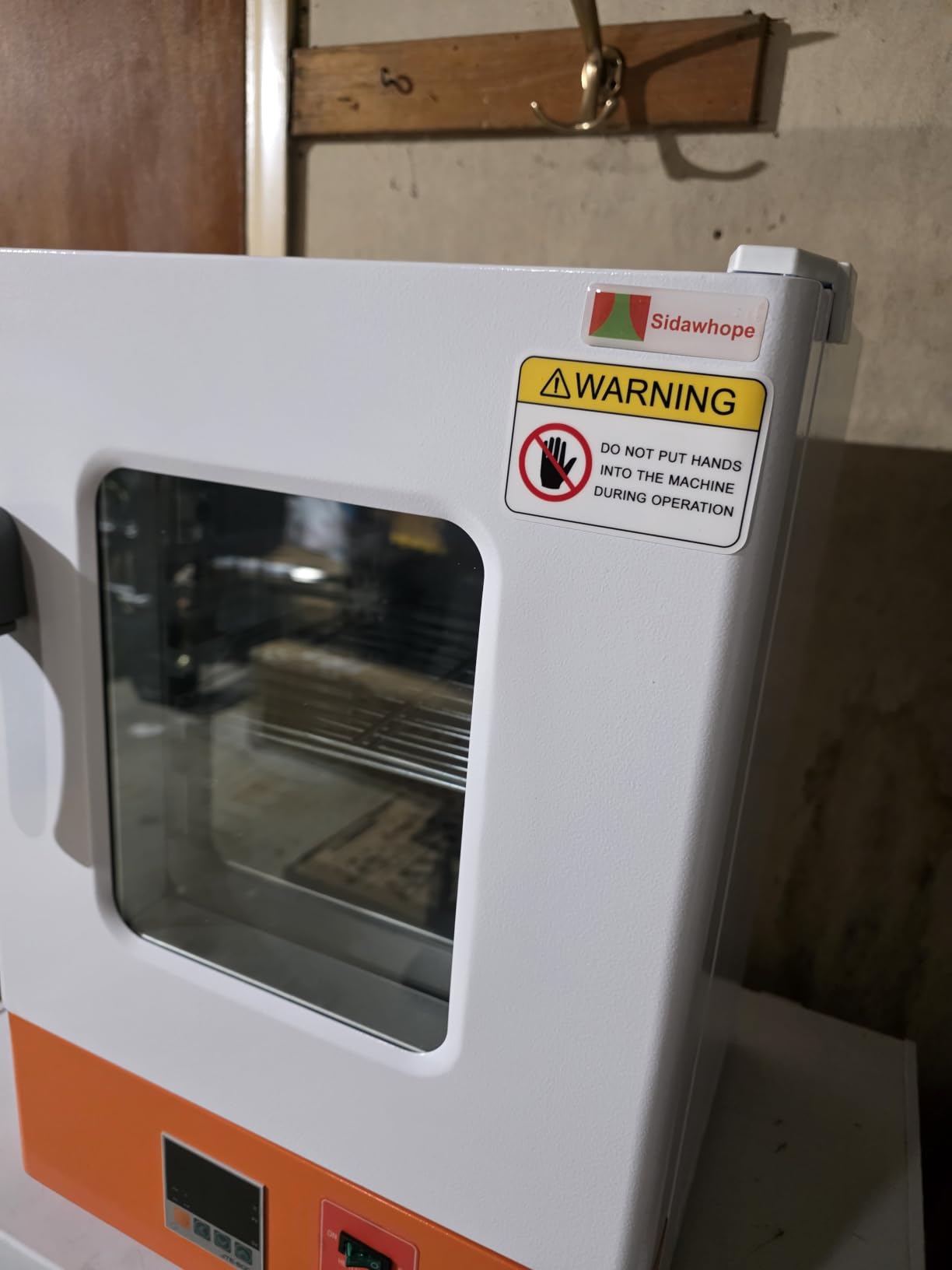 Electric Heating Constant Temperature Lab Incubator 22L 11X11X11Inch Chamber RT-70℃ 110V 60Hz Cabinet Incubator for Reptile Egg Bacterial Culture Seed Germination Medical Science customer photo 1
