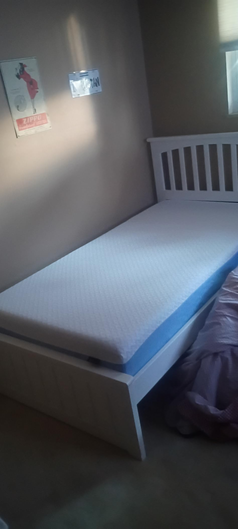 Zinus 12 Inch Queen Cooling Essential Memory Foam Mattress, Medium Feel customer photo 2