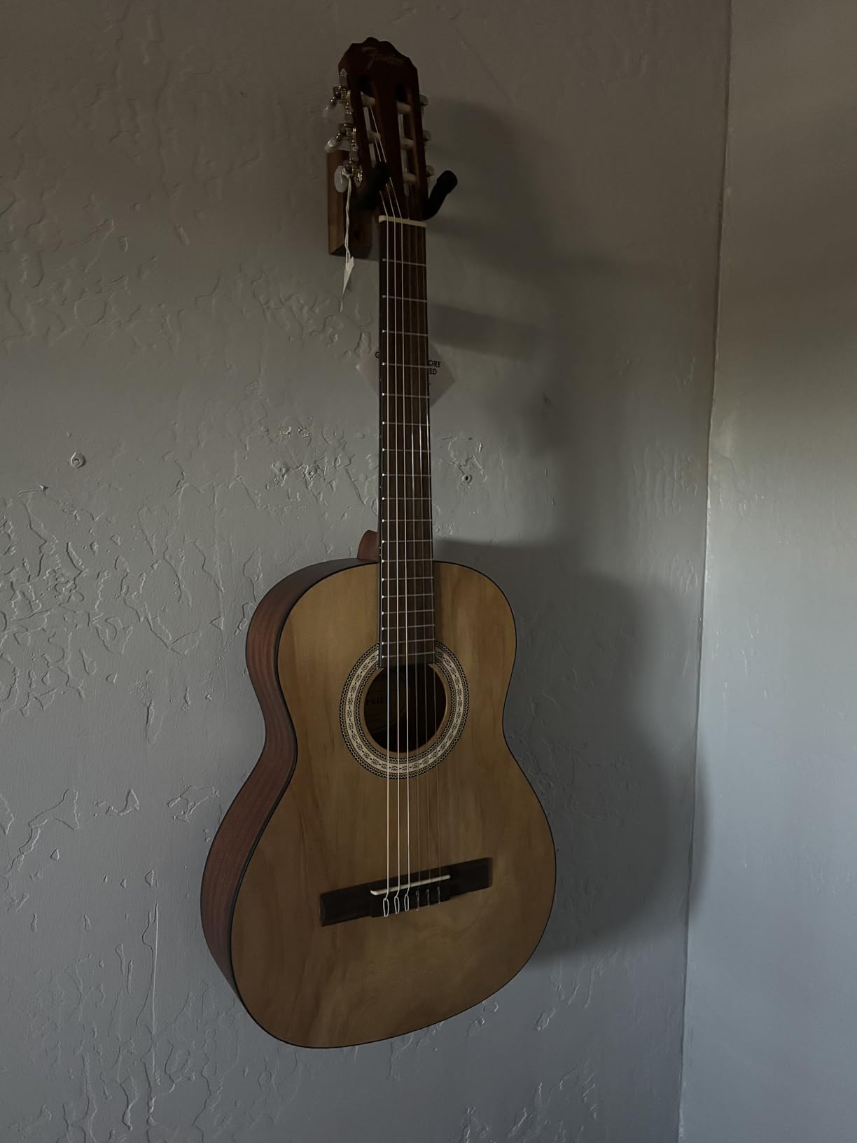 Fender FA-25N 3/4 Size Nylon String Acoustic Guitar, Beginner Guitar, with 2-Year Warranty, Perfect Beginner Guitar for Kids that is Easy on Fingers, Includes 3 Months of Free Lessons, Natural customer photo 1