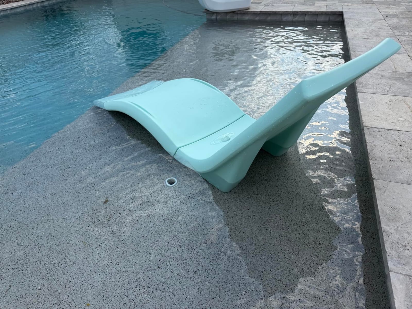 Step2 Vero Pool Lounger, Fade-Resistant, Waterproof Patio Furniture, Pool Lounge Chair for Sun Shelf, Use in Pools with Shelves Up to 12-Inches Deep or Outside Pool Deck, Weighted, White customer photo 1