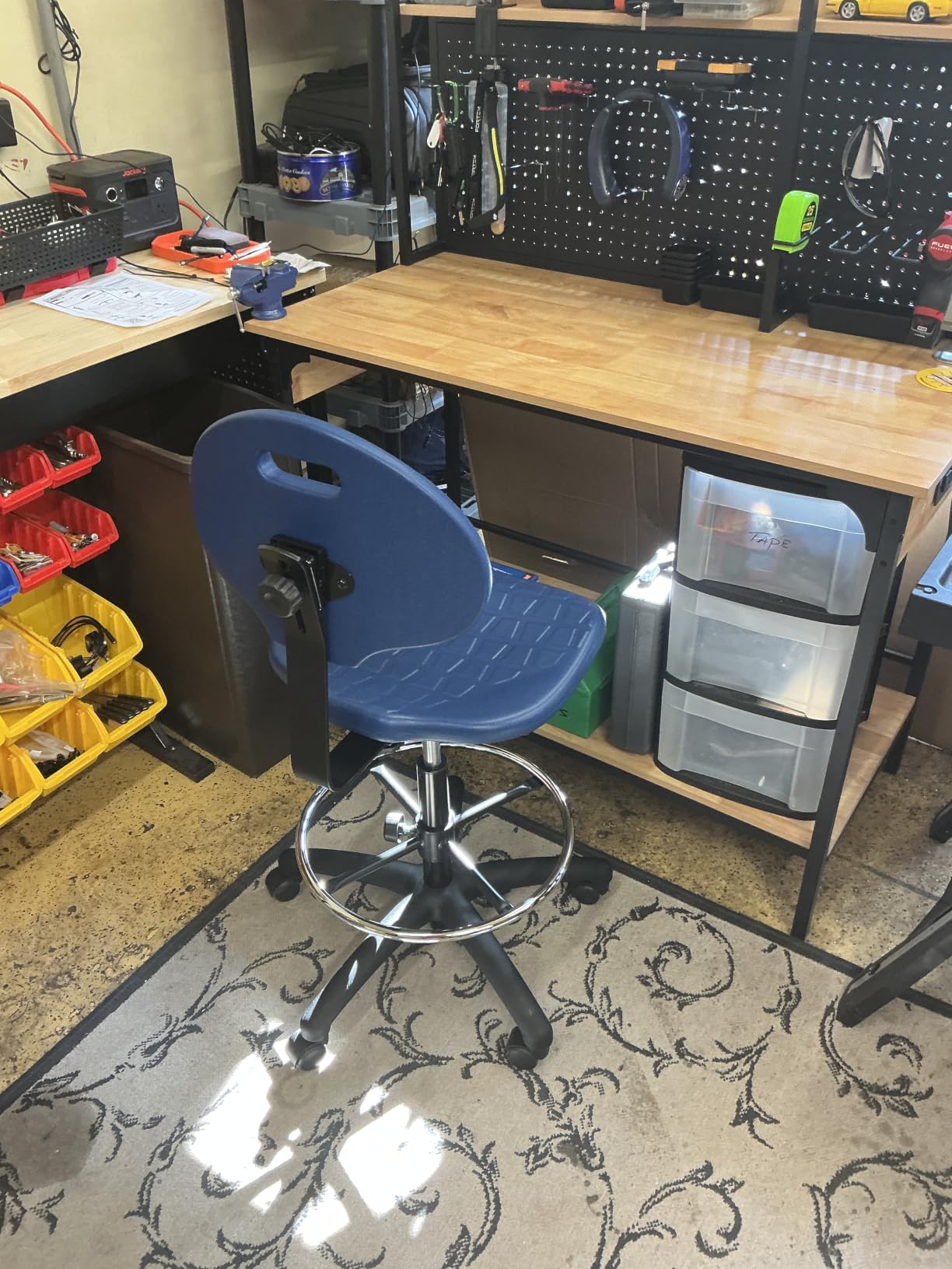 Chair Master-Blue Deluxe Ergonomic Polyurethane Chair. 10