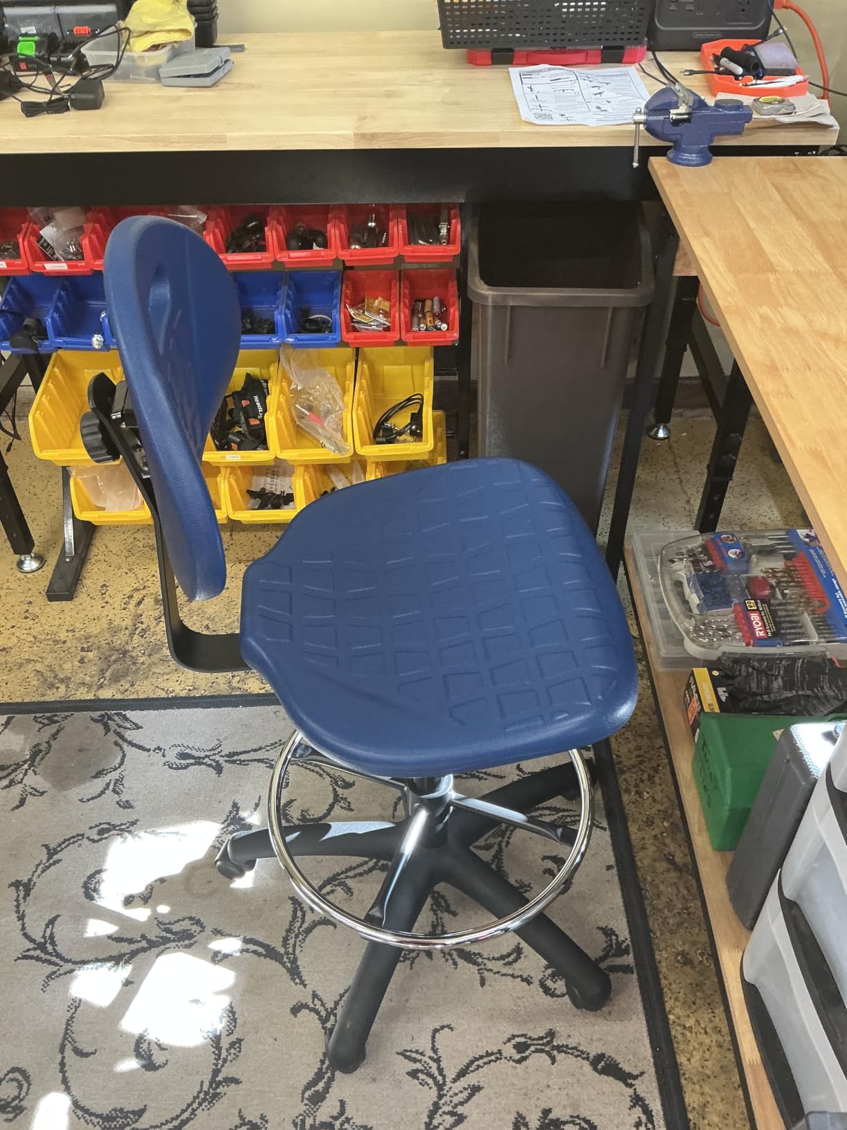 Chair Master-Blue Deluxe Ergonomic Polyurethane Chair. 10