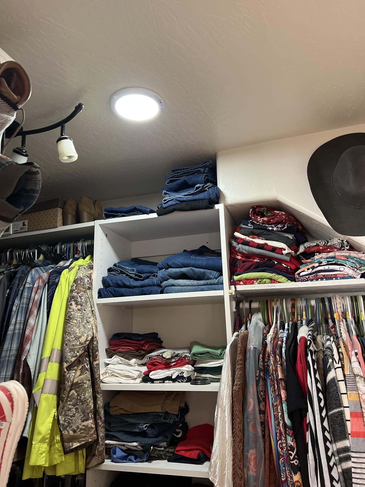 LVWIT 4 Inch Recessed Lights, 5CCT LED Can Lights, Dimmable, 6 Pack,White customer photo 2