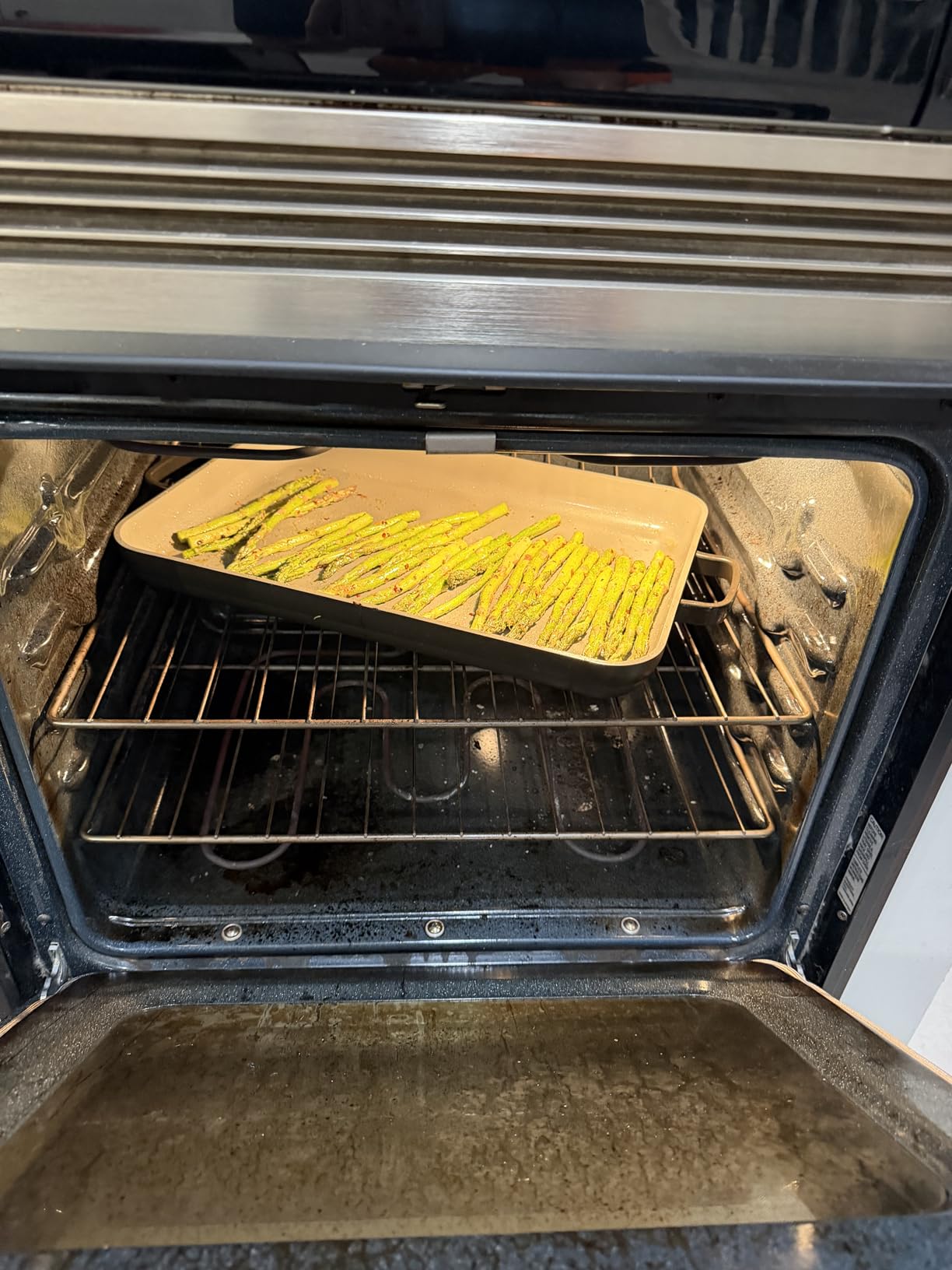 Our Place Griddle Pan, 5 Qt Nonstick Ceramic Stovetop Griddle & Sheet Pan | PFAS-free nonstick ceramic griddle pan & sheet pan with handles, stovetop-to-oven, induction & oven safe up to 450°F customer photo 2