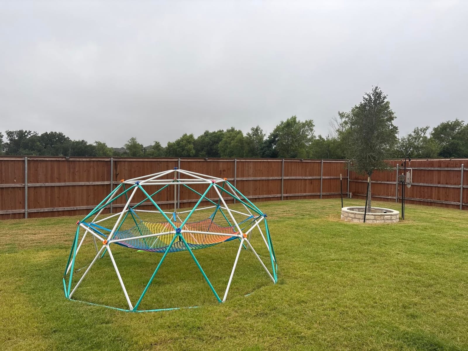 Hapfan 10 ft Climbing Dome with Climbing Cargo Net for Kids 3-12 customer photo 1