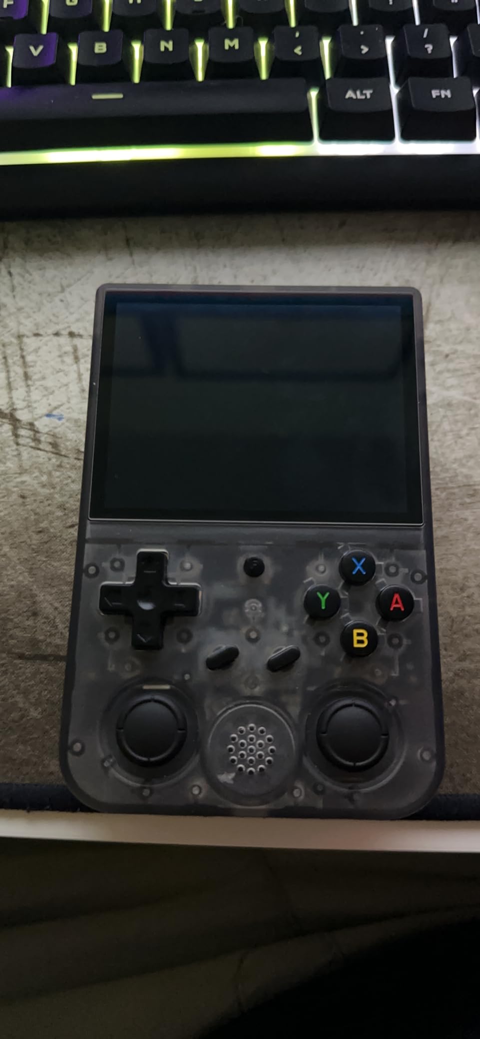 RG353VS Retro Handheld Game Linux System RG3566 3.5 inch IPS Screen,RG353VS with 64G TF Card Pre-Installed 4452 Games Supports 5G WiFi 4.2 Bluetooth Online Fighting,Streaming and HDMI rg 353v Aivuidbs customer photo 1