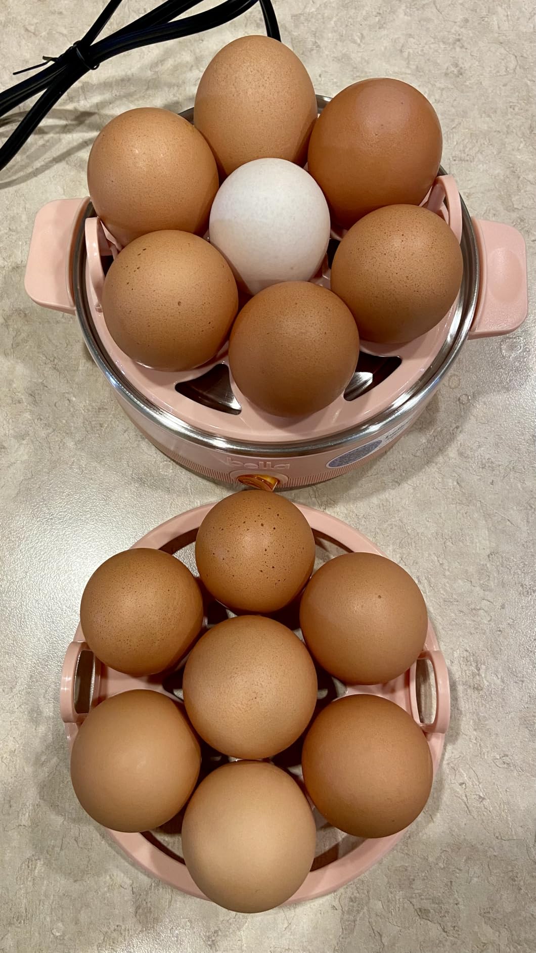 bella 14-Egg Capacity Cooker & Steamer, Double Stack, 360 Watt, Oatmilk customer photo 2