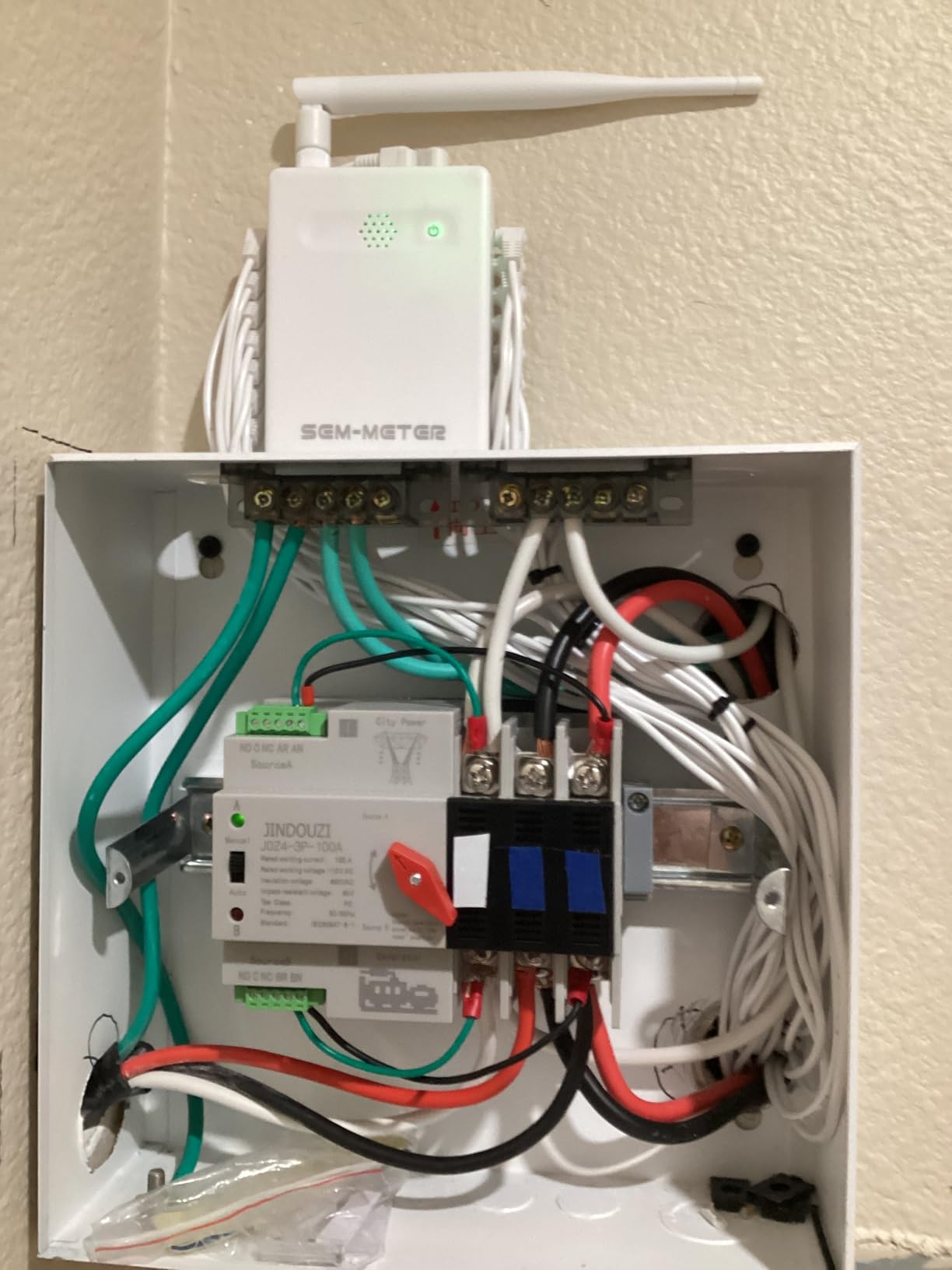 Smart Home Energy Monitor with 16 50A Circuit Level Sensors, Real-Time Power Usage & Electricity Cost Tracking, Ideal for Rental Homes & Shared Apartments, App History, Compatible with Home Assistant customer photo 1