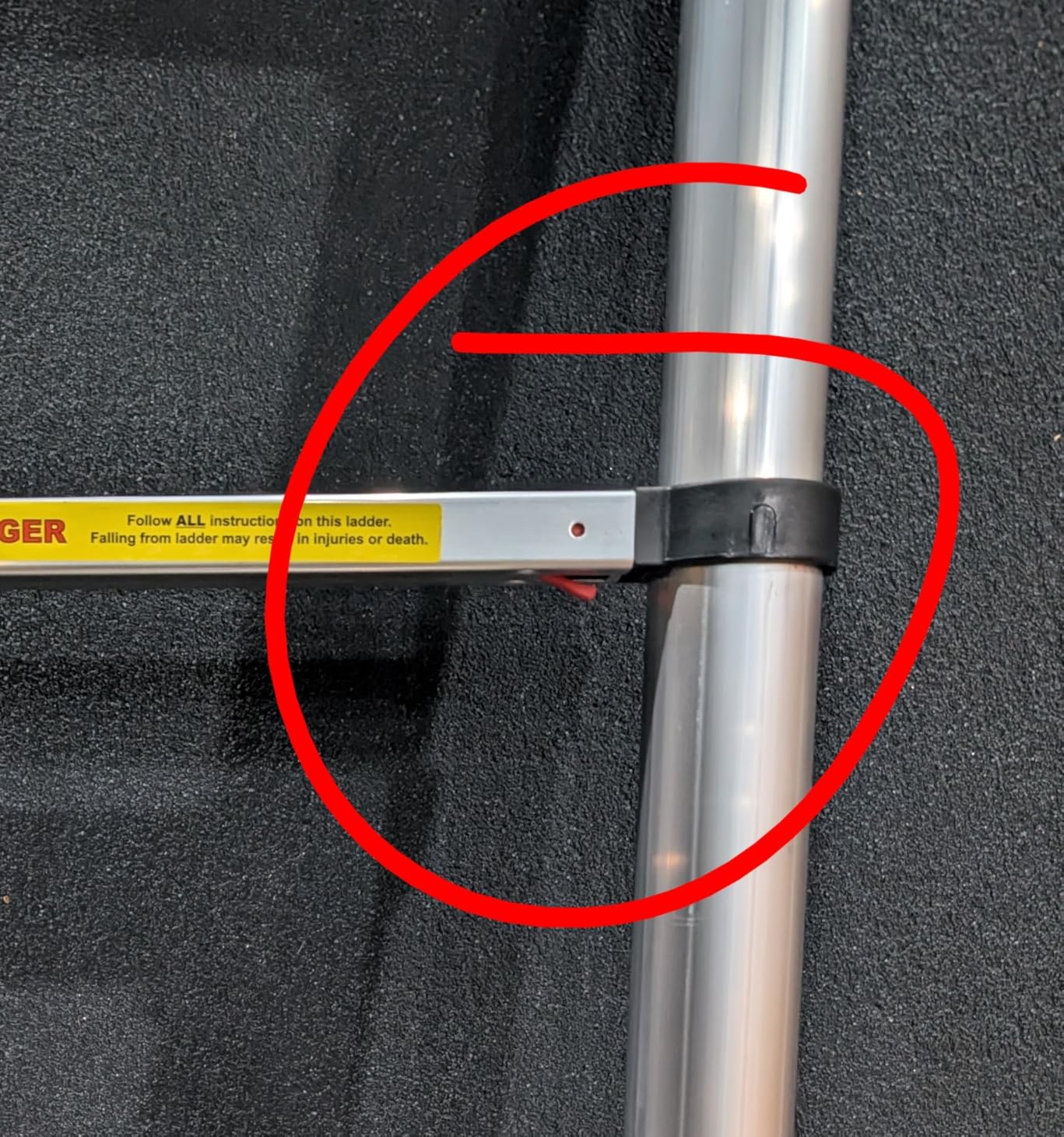 VEVOR Telescoping Ladder 10.5 FT Aluminum Extension Step Multi-Purpose customer photo 1