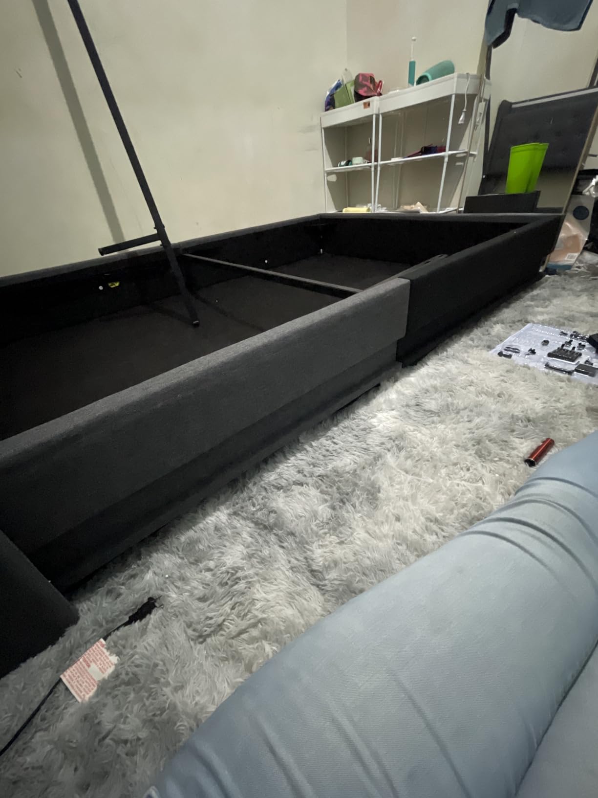 Ailisite Lift Up Storage Bed Queen, Bed Frame Queen Size with Charging Station&Led Lights, Upholstered Platform Bed with Wingback Storage Headboard, Hydraulic Lift System,No Box Spring Needed,Black customer photo 2