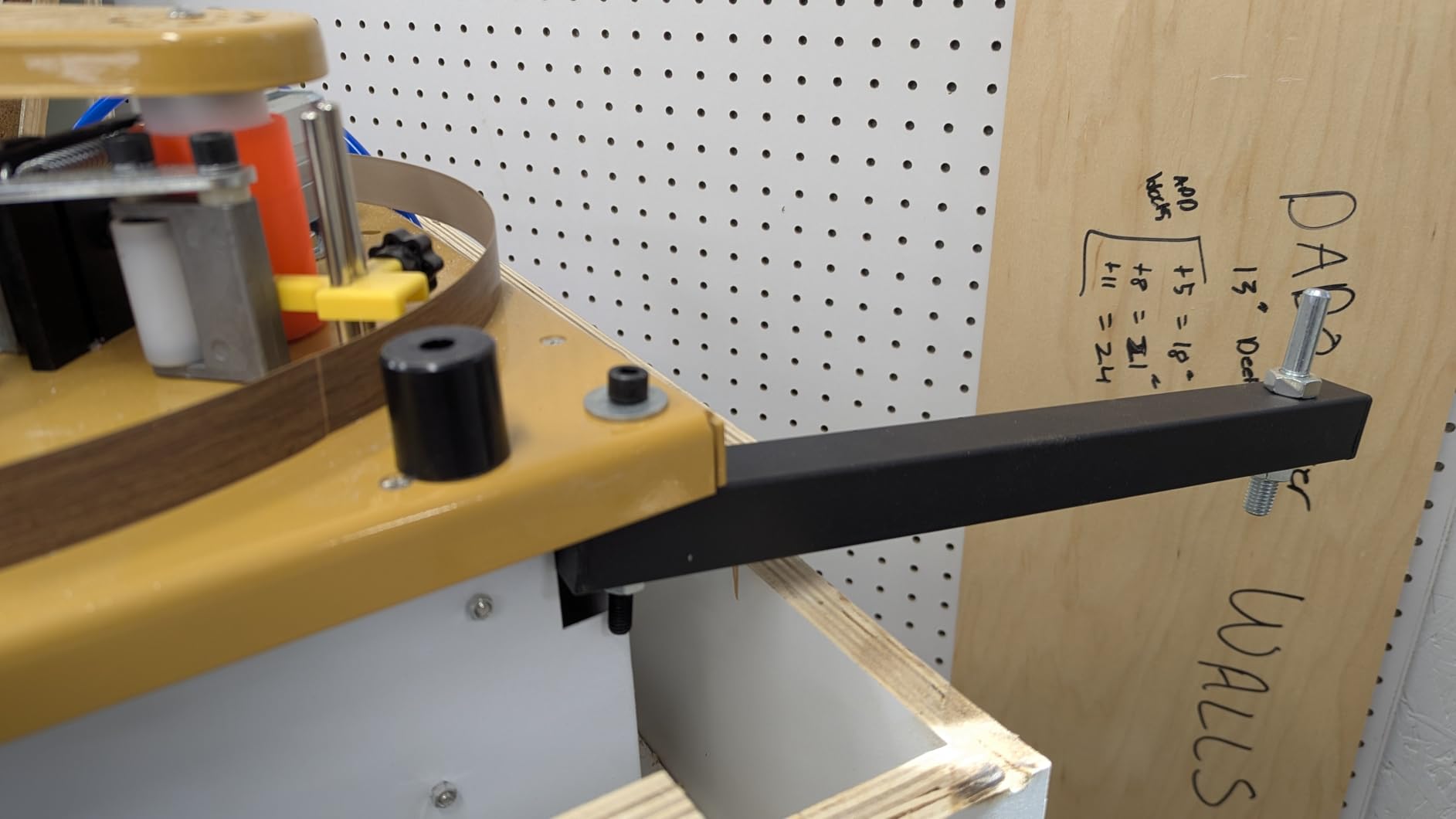 YUCHENGTECH Edge Bander Banding Machine Automatic Tape Breaking Portable Edge Banding Machine Curve Straight Edge Bander With Microcomputer Intelligent Temperature Control (110V) customer photo 2