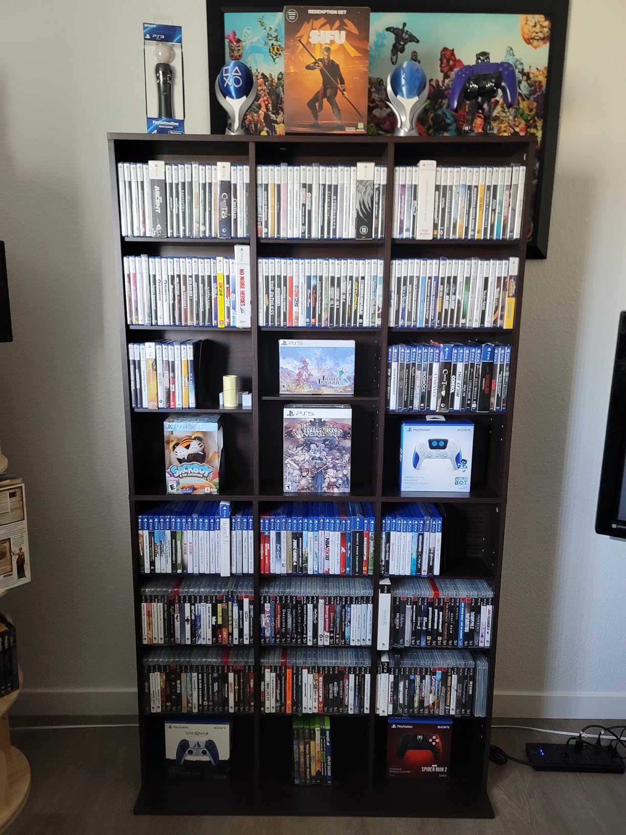 VEVOR Media Storage Cabinet, CD Rack Tower, 34 Compartments Rotating Media Tower Rack for CDs, DVDs, Books and Game Discs, DVD Stand for Living Room, Home Office and Recording Room, Brown customer photo 1