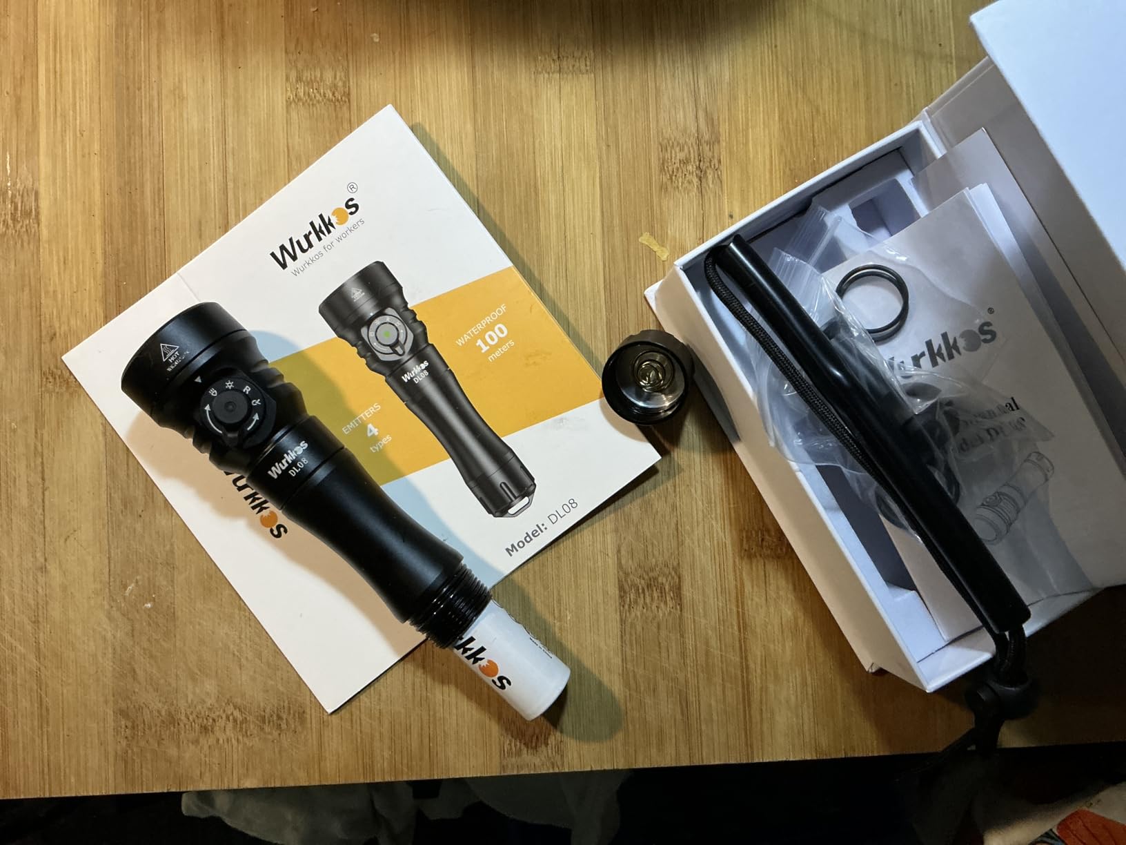Wurkkos DL08 Scuba Diving Underwater Video Light with Infinite Dimming customer photo 2