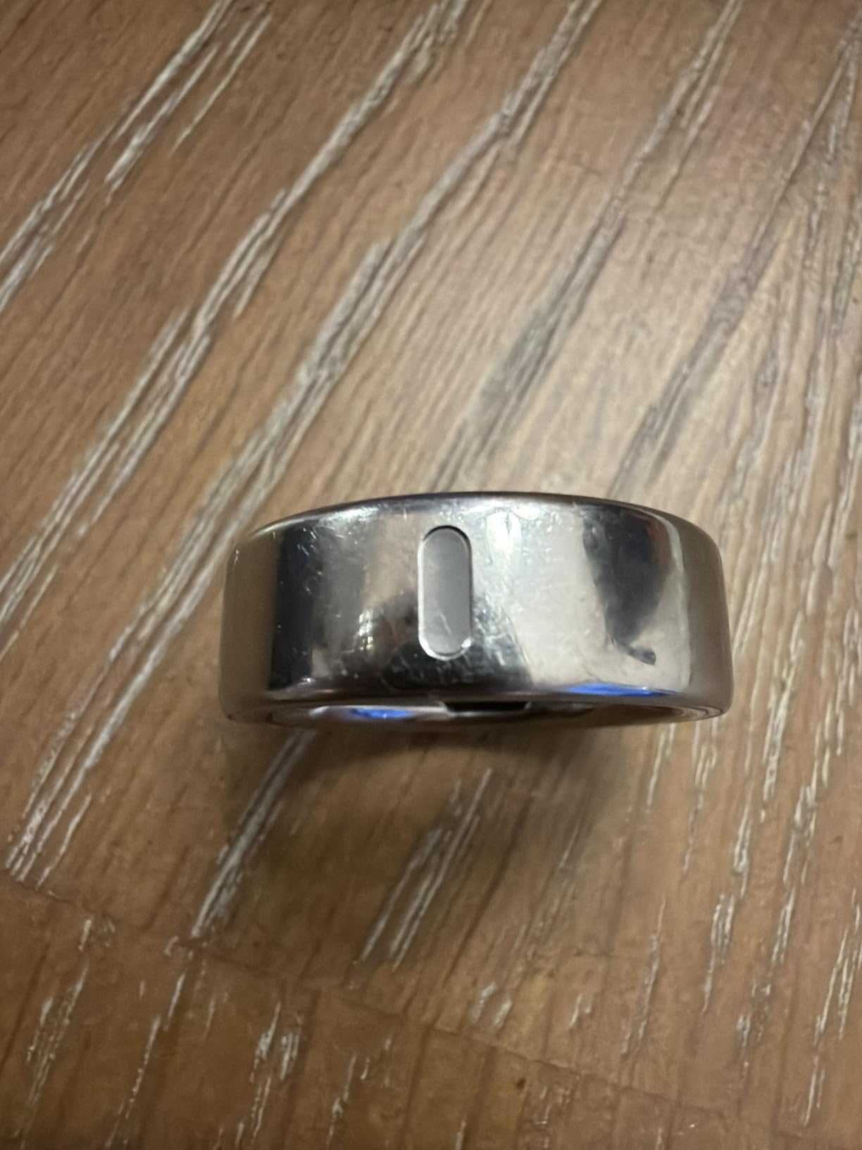 OURA Ring 4 Smart Ring - Silver - Size 9 customer photo 1
