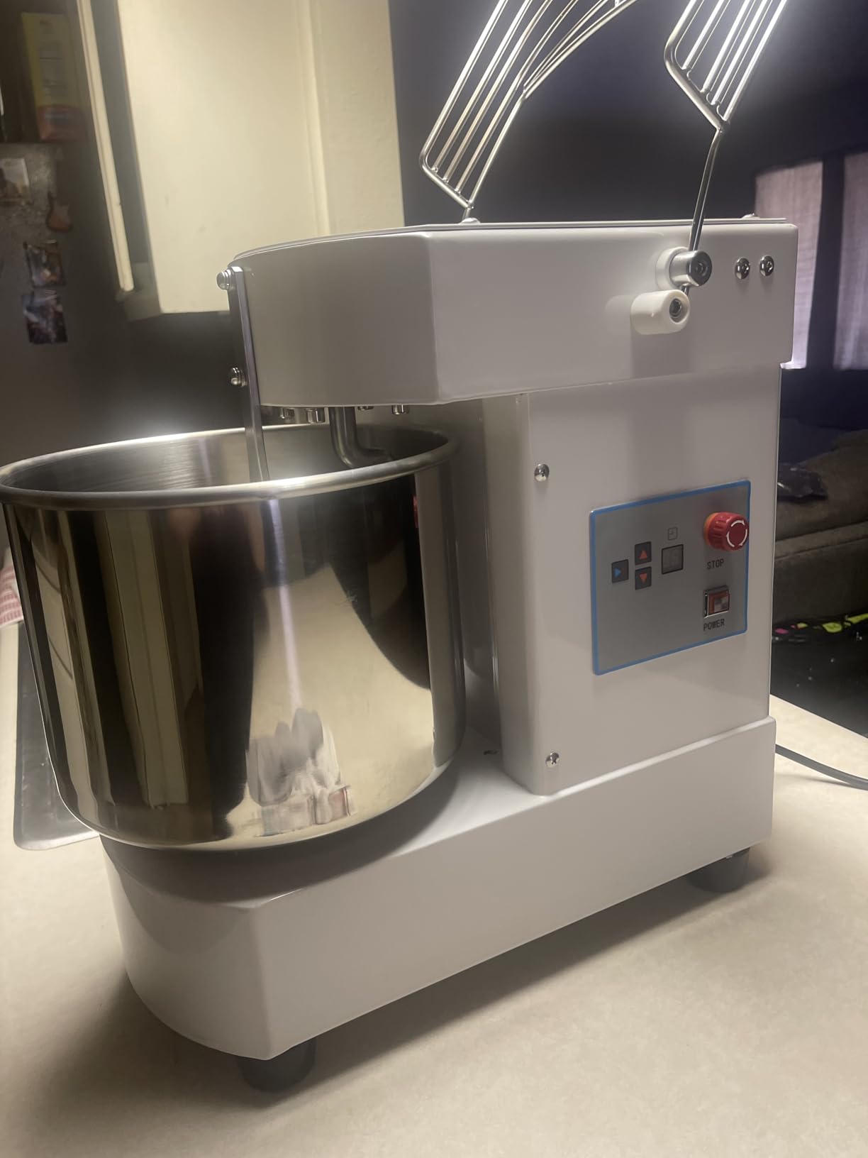GarveeTech 10.5Qt Commercial Food Mixer, Touch Screen, 650W, Dual Rotating customer photo 1