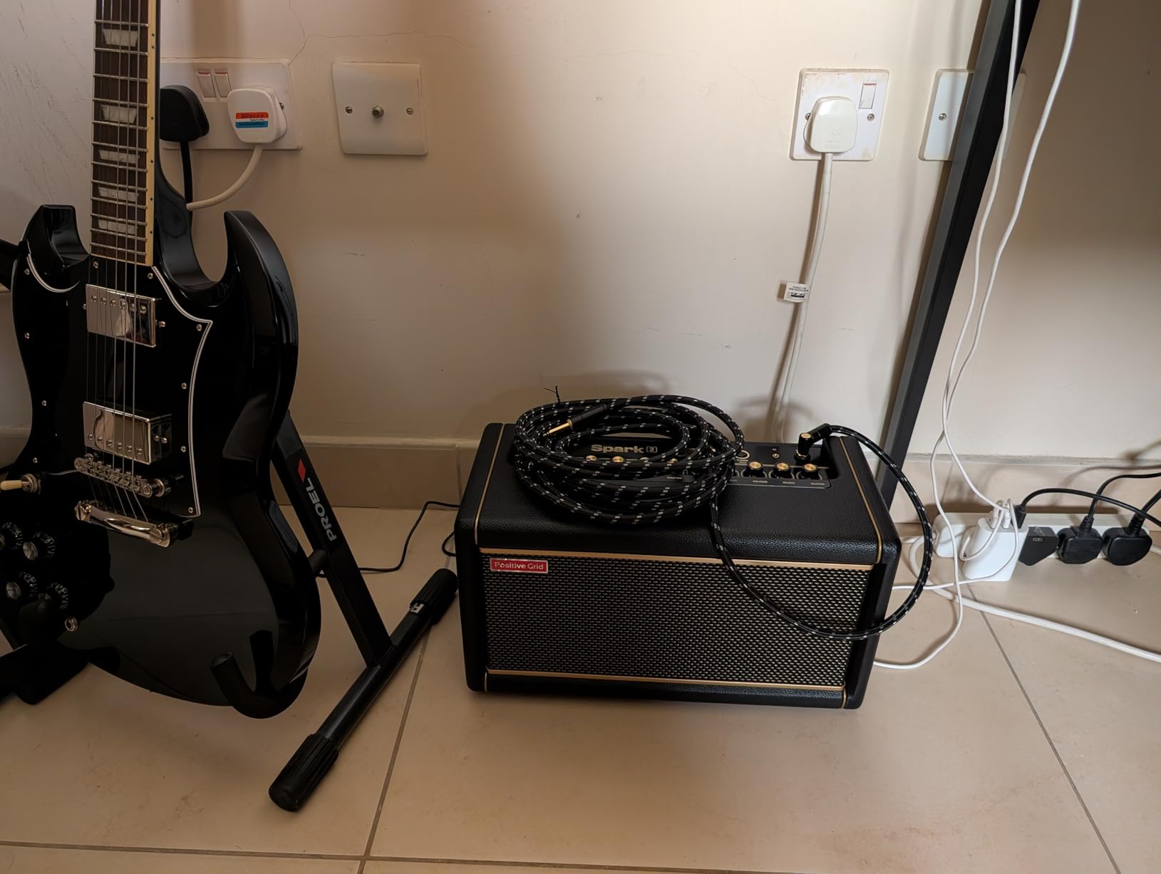 Positive Grid Spark 2 50W Smart Guitar Practice Amp & Bluetooth Speaker customer photo 2