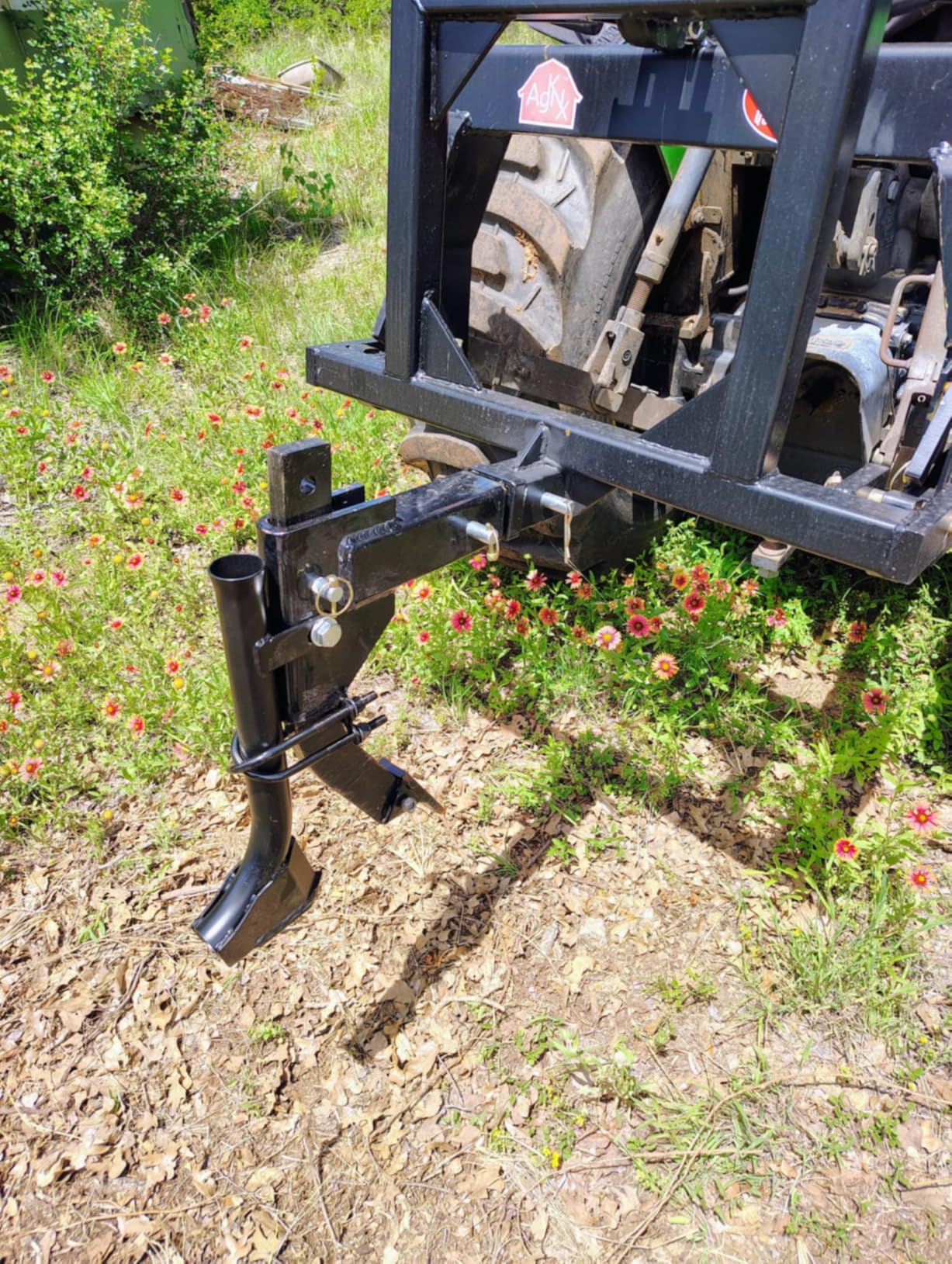 Hitch Mounted Ripper, 16'' Scarifier Shank, Updated Heavy Duty Hitch Lawn Trencher, Middle Buster Plow for CAT 0&1,3-Point Quick Hitch Tractors, 20mm Thicken Sub Soil Shank with 2 Ripper Teeth customer photo 1