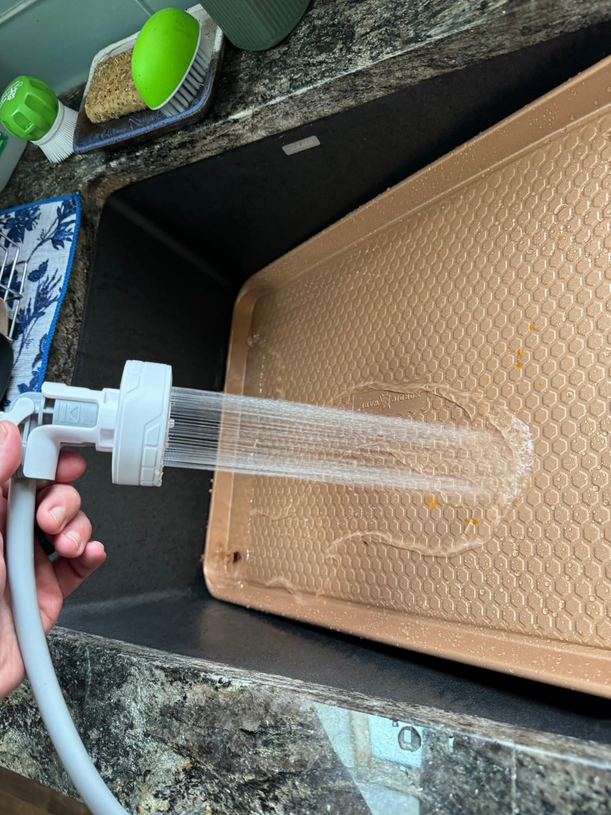 Flextail MAX Shower Portable Shower for Camping, Rechargeable Outdoor Camping Shower, Portable Shower Pump with USB-C, Shower Pump for Hiking, Car wash, Pet Cleaning, Beach Vacations customer photo 1