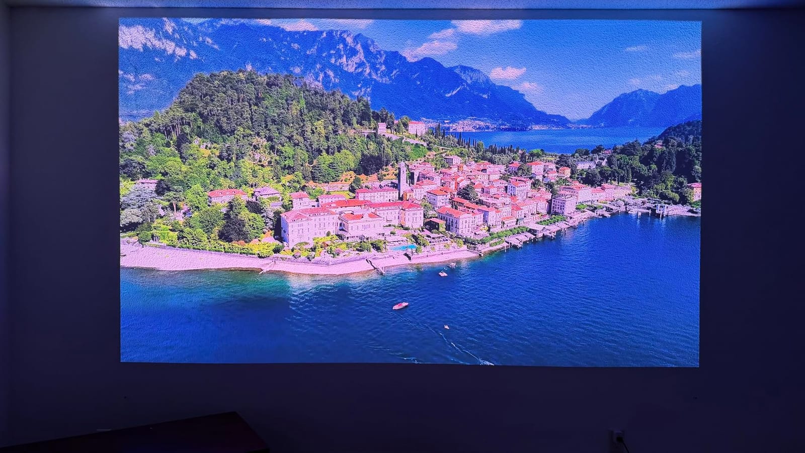 Hisense PL2, Ultra Short Throw Home Theater Laser Projector, 80” – 150”, 4K UHD, 2,700 Lumens, 3000:1 Contrast, Dolby Vision & Atmos, 3D, Google TV, WIFI 6E customer photo 2