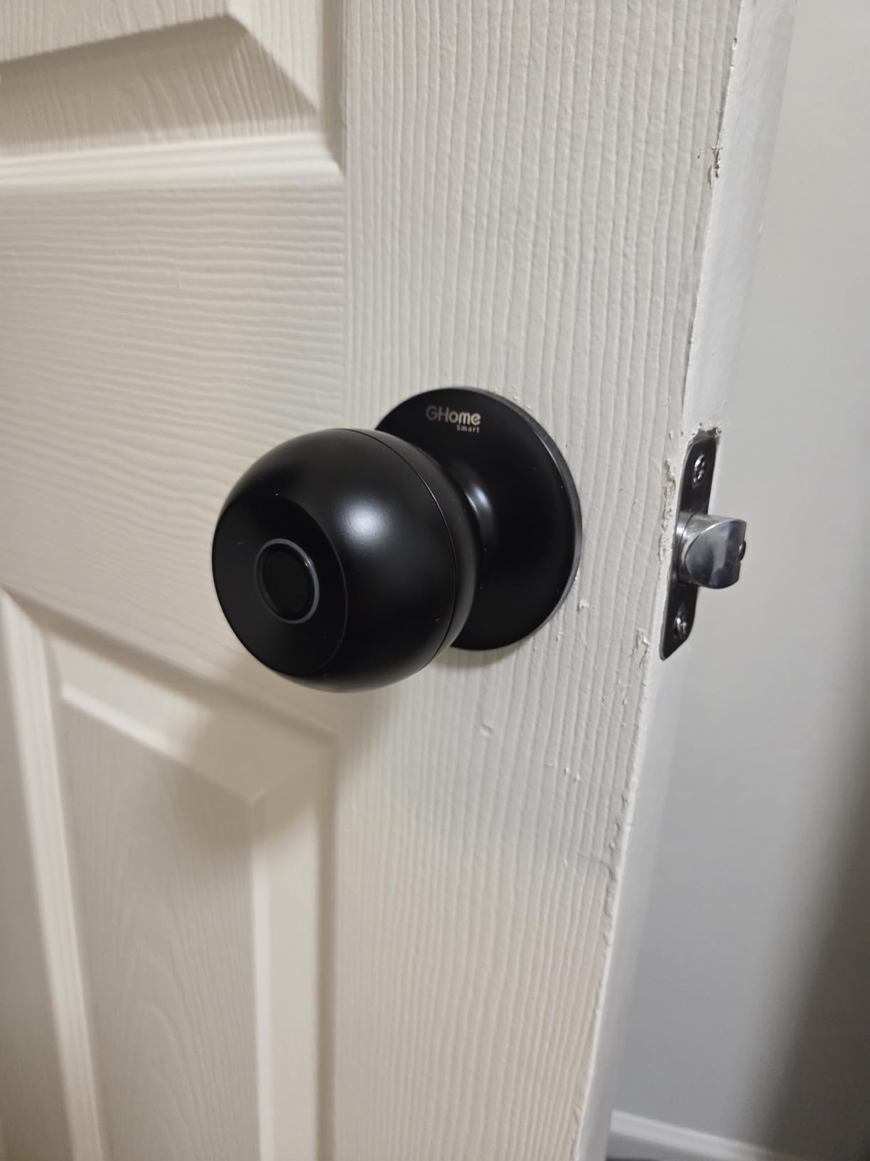 GHome Smart Fingerprint Door Lock, 4 in 1 Smart Fingerprint Door Knob with Keypad, App Control, Auto Lock, Biometric Door Knob with Lock for Bedroom, Apartment, Garage, Home & Office customer photo 2