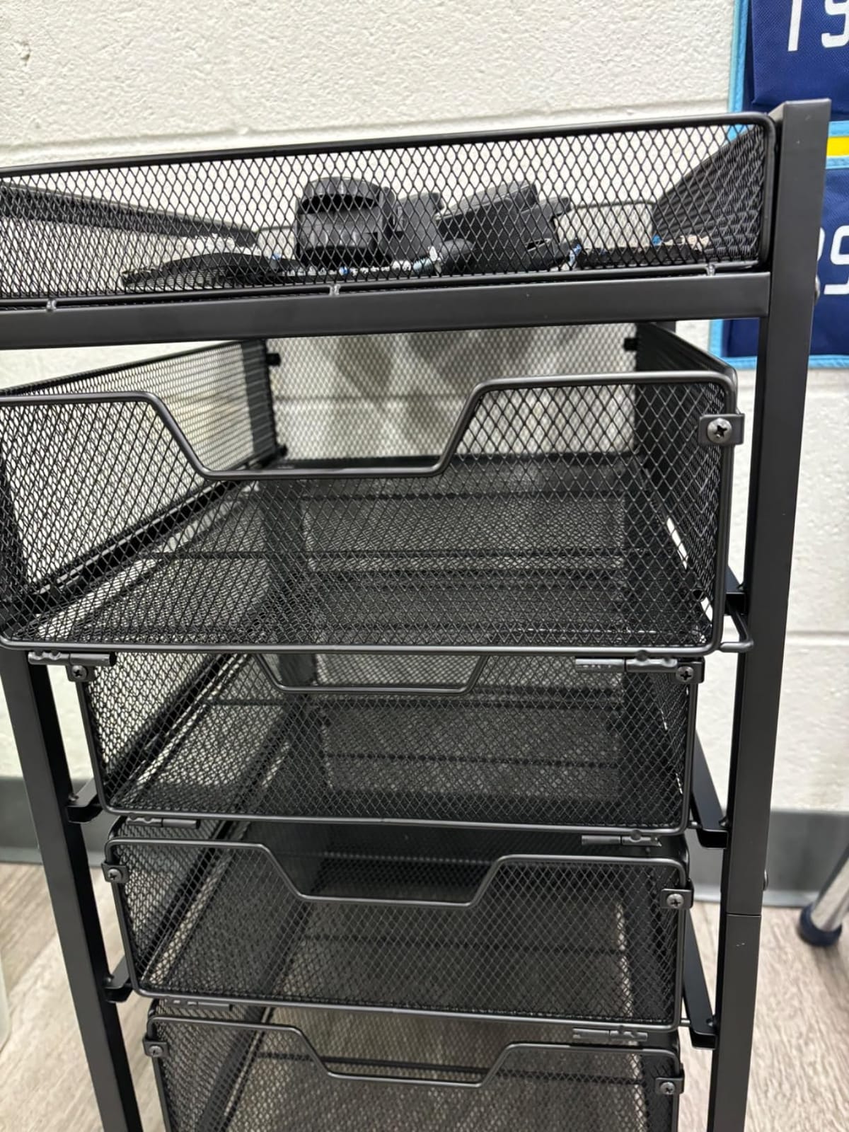 Rolling Utility Cart with 4 Drawers, Craft Organizer and Storage Carts with DIY Divider, Lockable Wheels Storage Organizer for Art Supplies, Store for Brushes & Paints & Small Parts(Patent Pending) customer photo 1