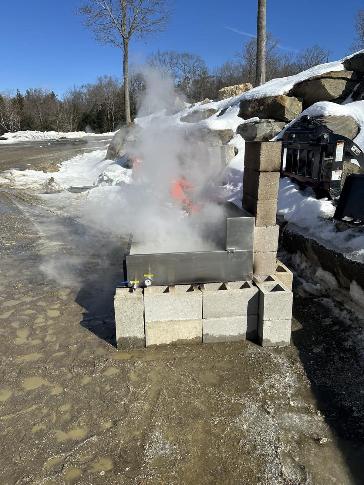 VEVOR Maple Syrup Evaporator Pan, 19.6 Gal, 30 x 16 x 9.5 Inch Maple Syrup, 304 Stainless Steel Maple Syrup with Thermometer, 2 Valves and 3 Heating Methods, for Home, Outdoor customer photo 2