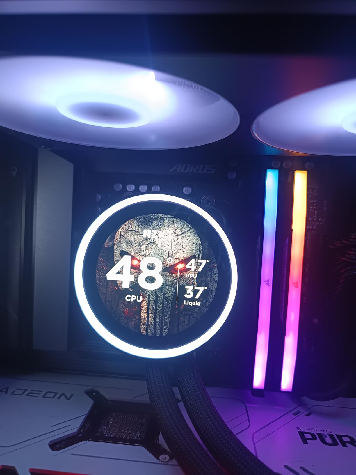 NZXT Kraken Elite 420 RGB - 420mm AIO CPU Cooler, LCD - Black customer photo 2