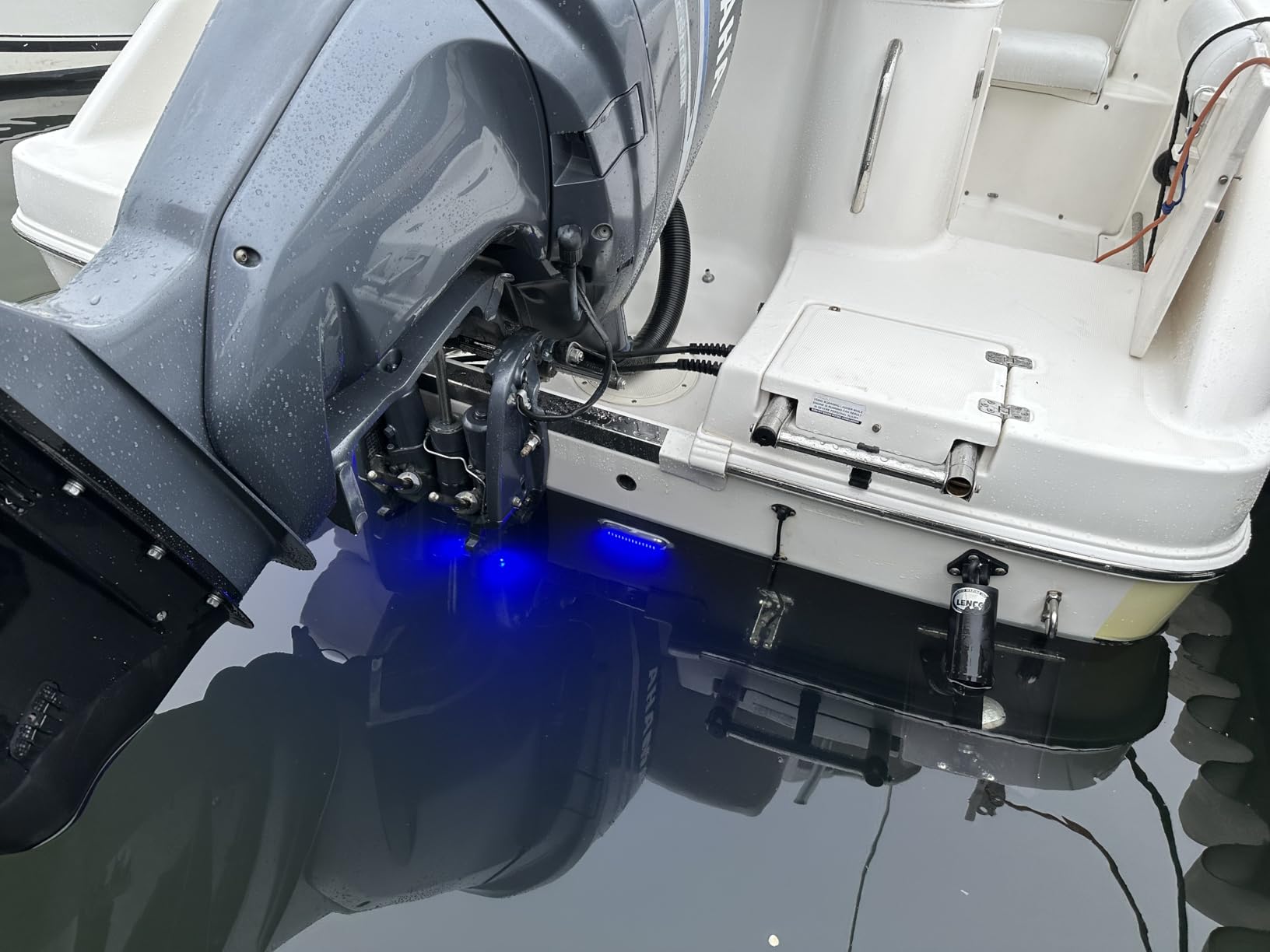 BASIKER BS4 Marine LED Underwater Boat Lights (2 x 3000LM 84LED 180° Blue) customer photo 1