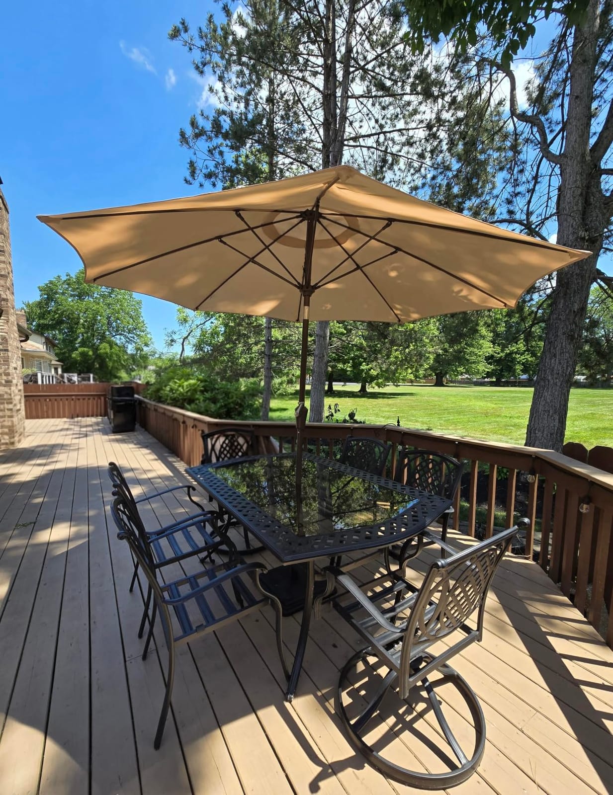PatioKingdom 9FT Patio Outdoor Umbrella-UPF 50+ Sun Shade with Wind Vent, Push-Button Tilt & Smooth Crank Lift, Rust-Resistant Fiberglass Frame for Garden, Backyard,Yard customer photo 1